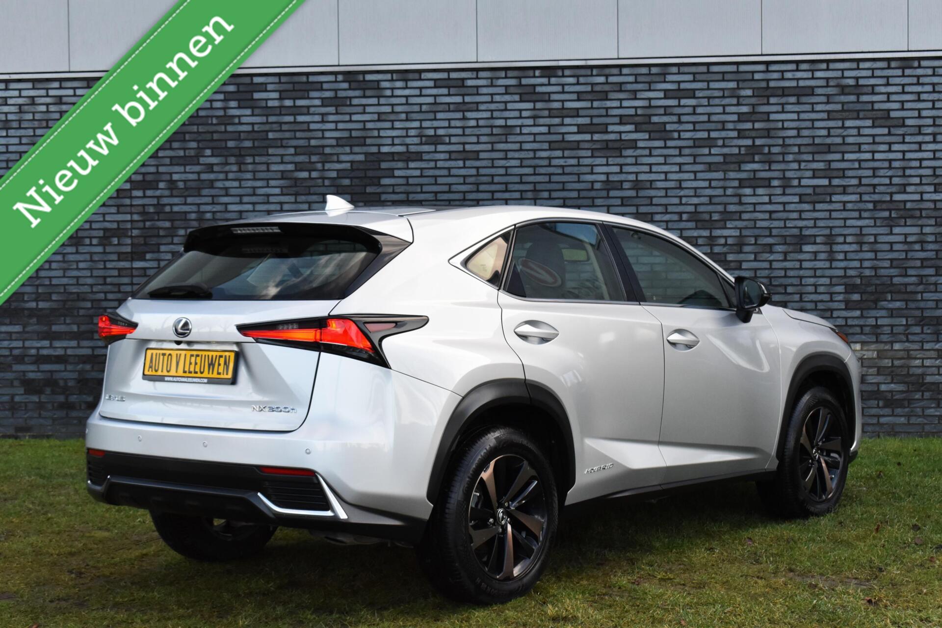 Foto van Lexus Lexus Nx300h