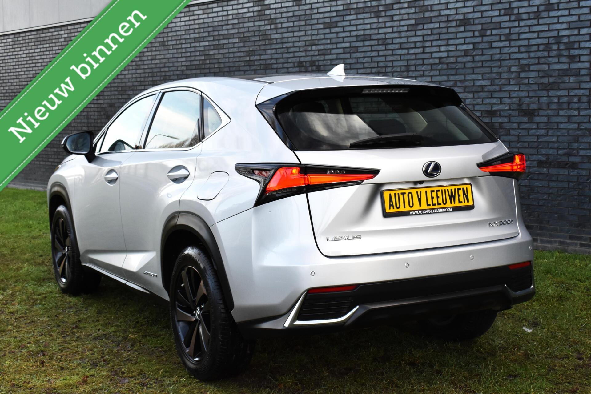 Foto van Lexus Lexus Nx300h