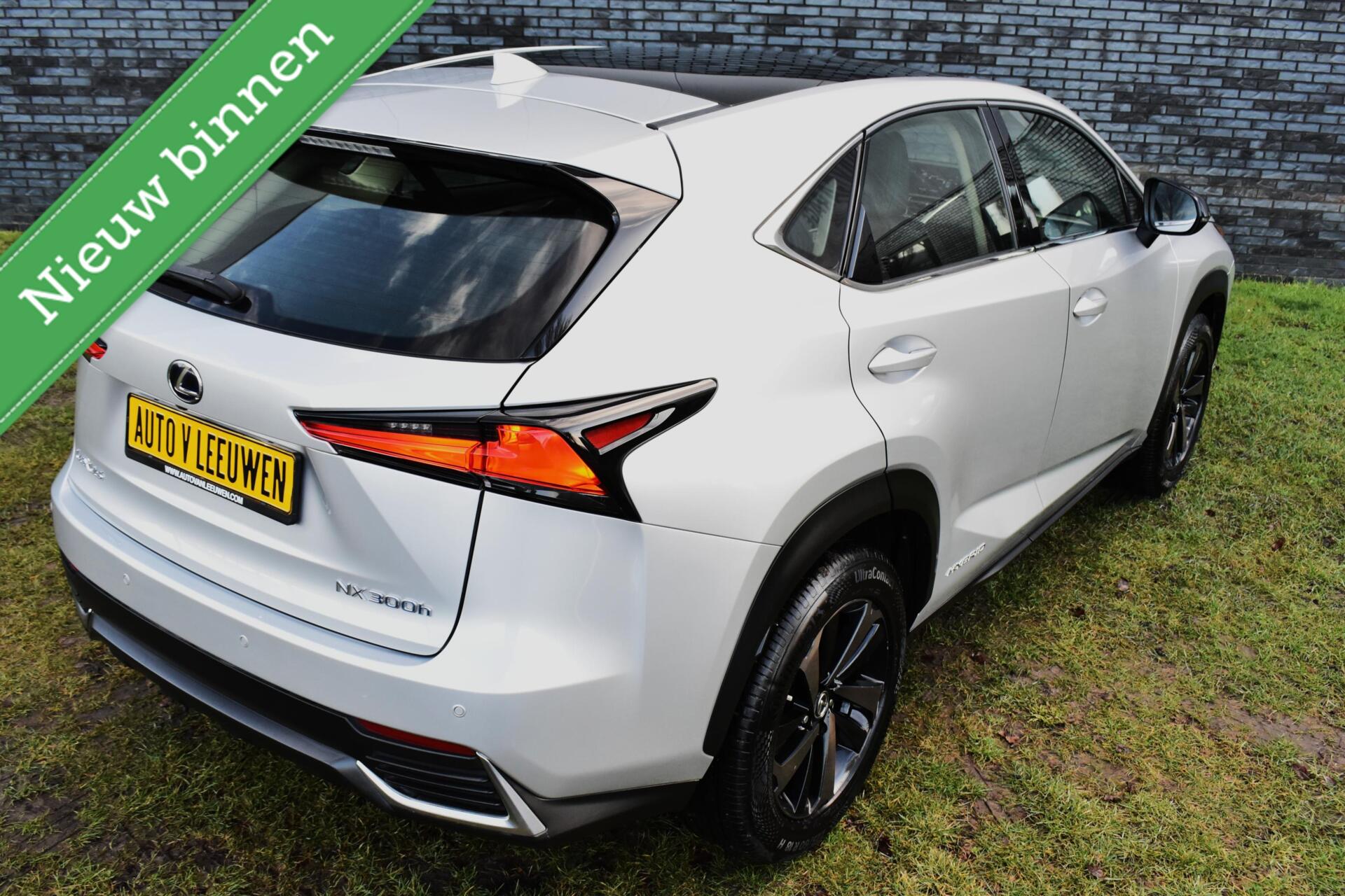 Foto van Lexus Lexus Nx300h