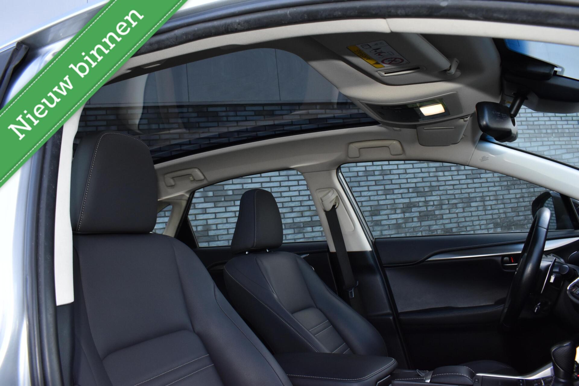 Foto van Lexus Lexus Nx300h