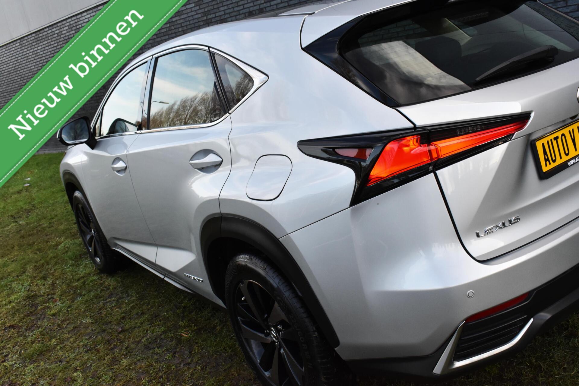 Foto van Lexus Lexus Nx300h