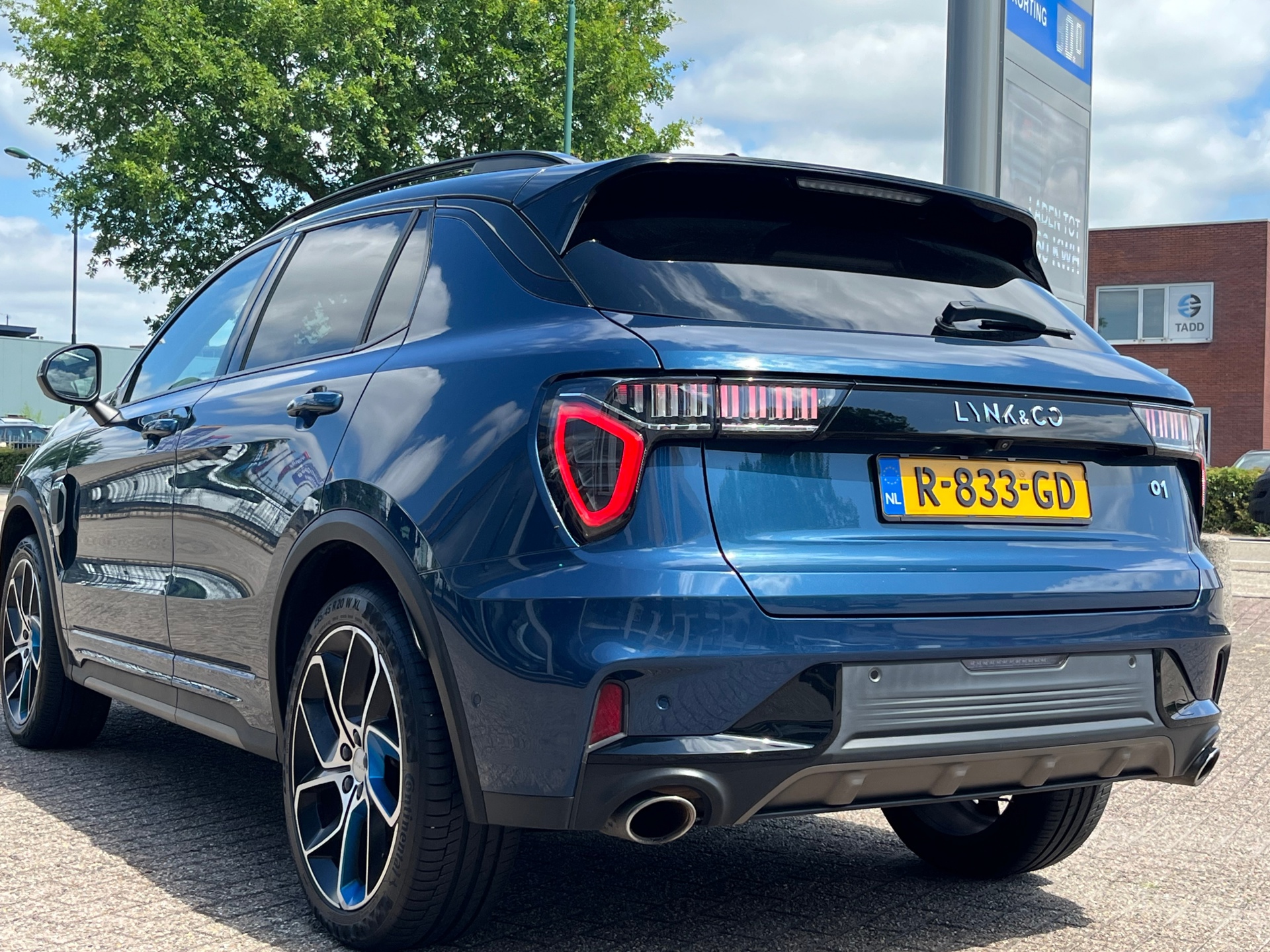 Foto van Lynk&co LYNK & Co 01