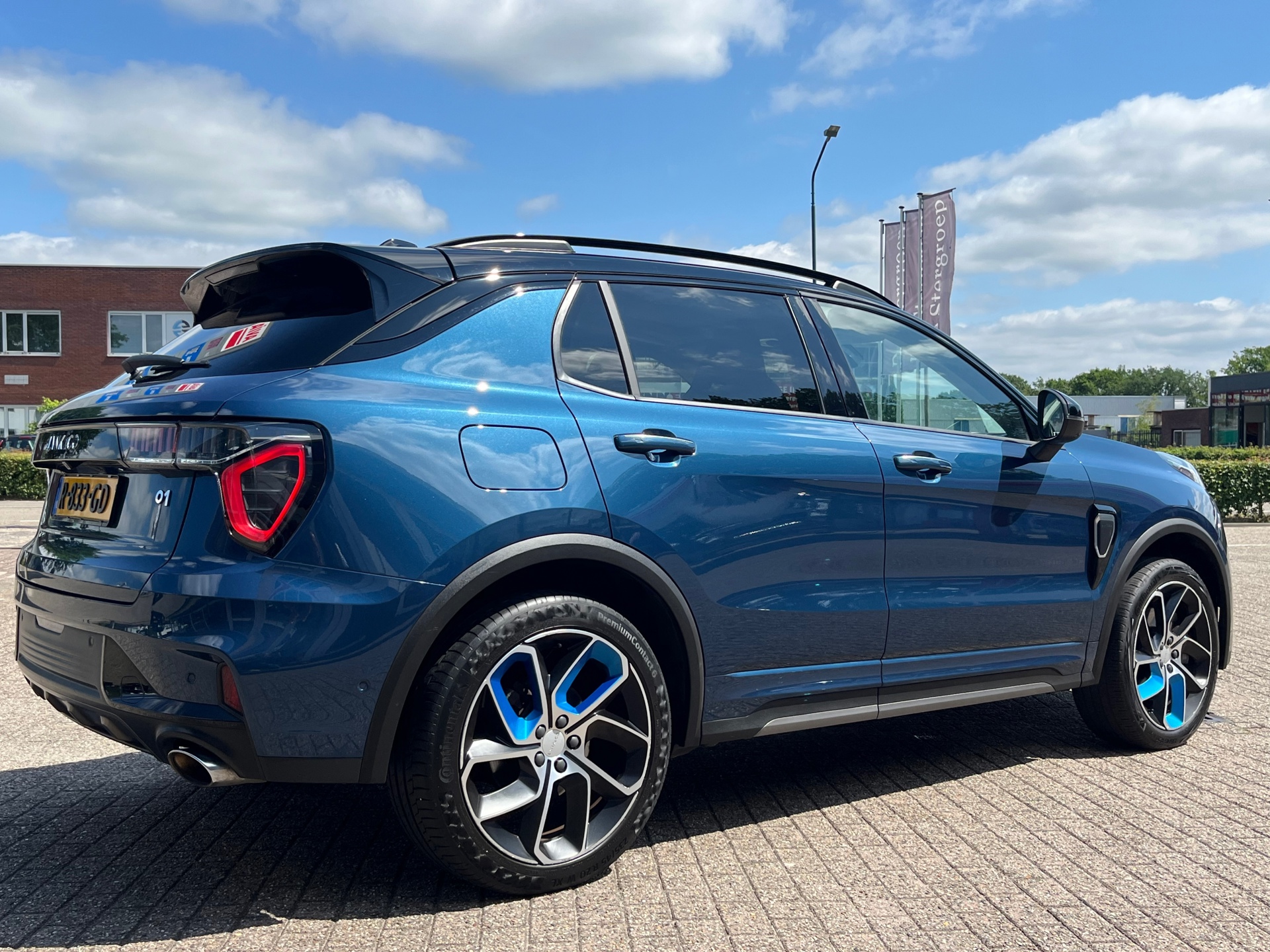 Foto van Lynk&co LYNK & Co 01