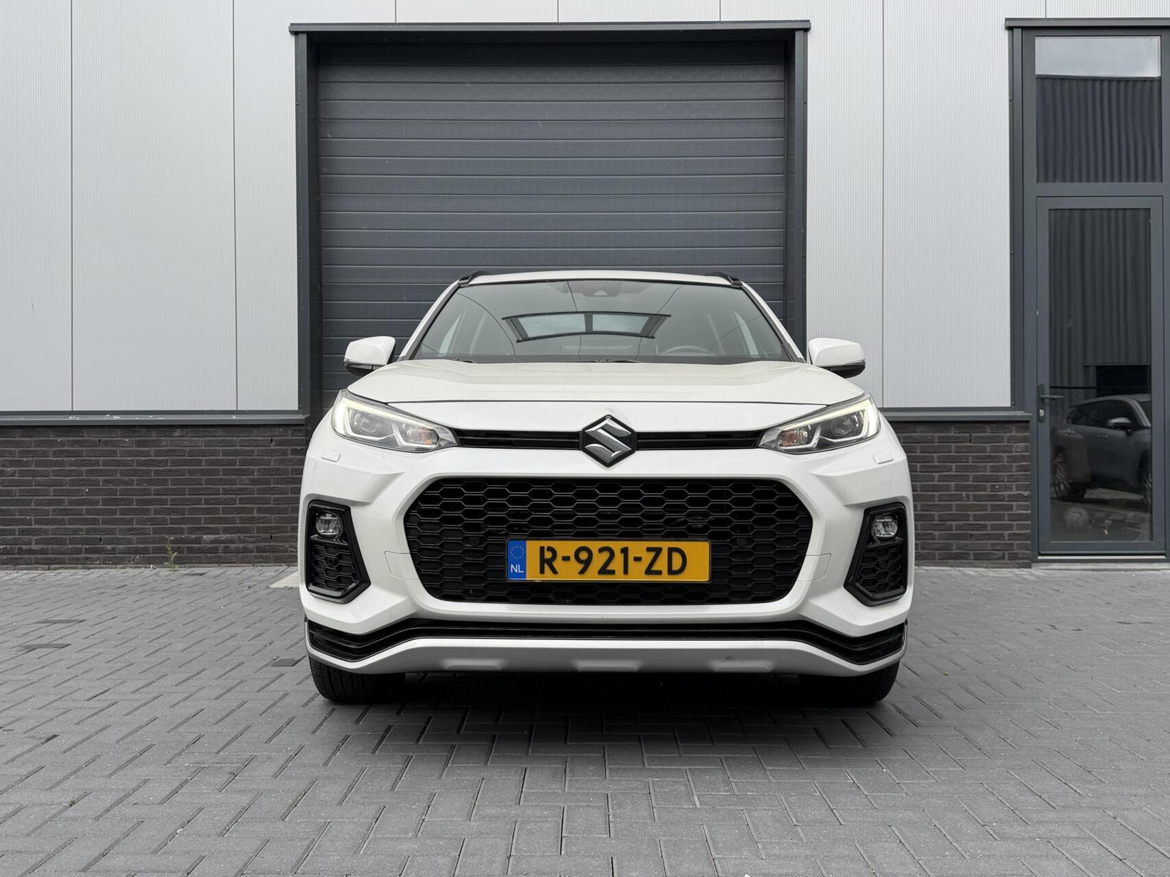 Foto van Suzuki Suzuki Across