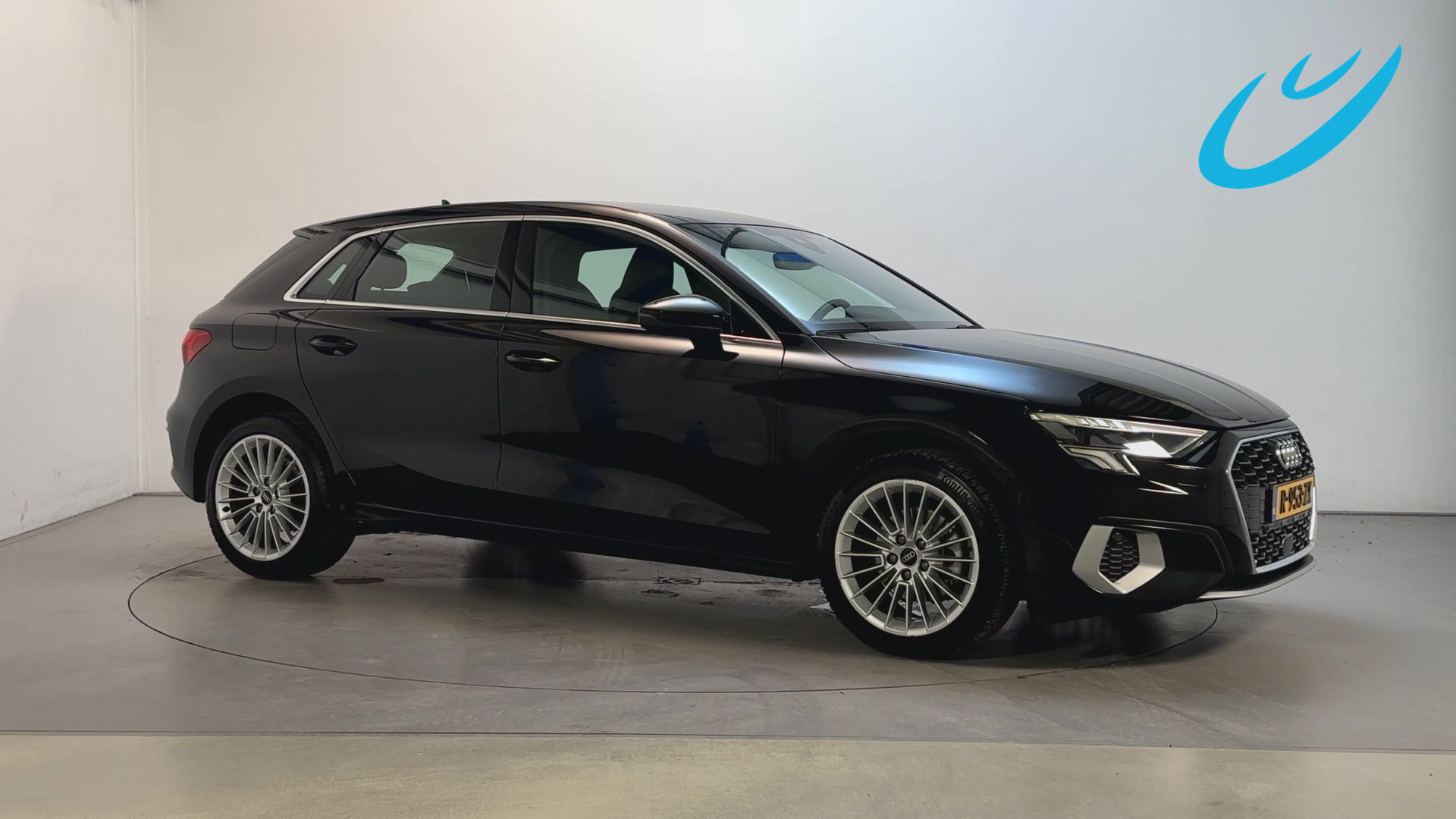 Audi A3 Sportback 30 TFSI S-Tronic Advanced Edition Navigatie LED Parkeersensoren App-Connect 2022 - voorkant