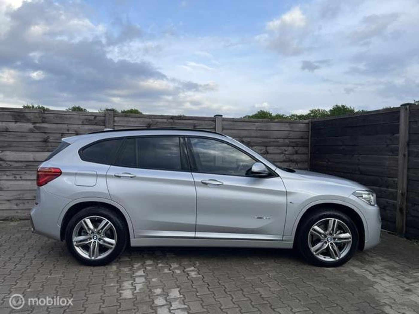 Foto van BMW X1 Sdrive20i