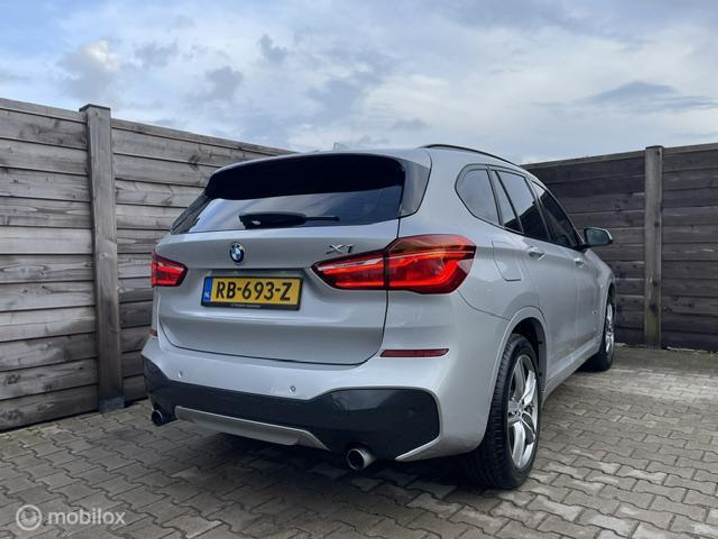 Foto van BMW X1 Sdrive20i