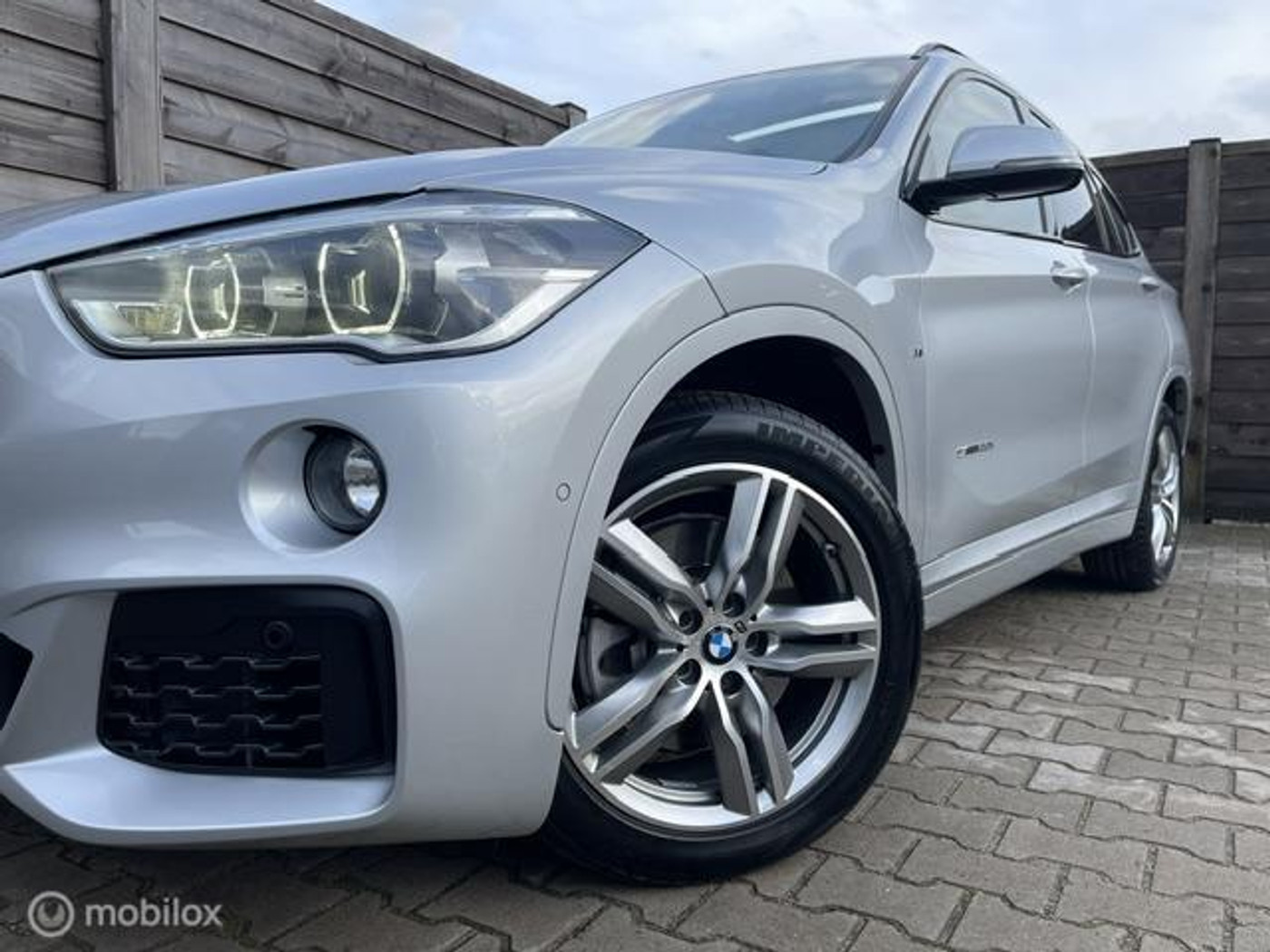 Foto van BMW X1 Sdrive20i