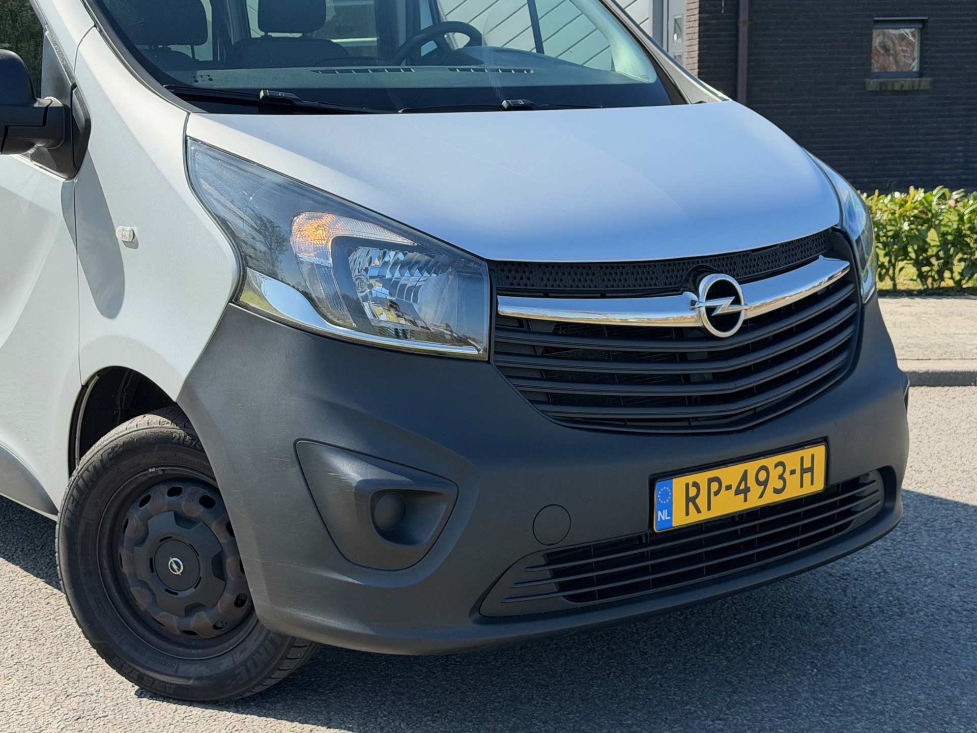 Foto van Opel Vivaro-b