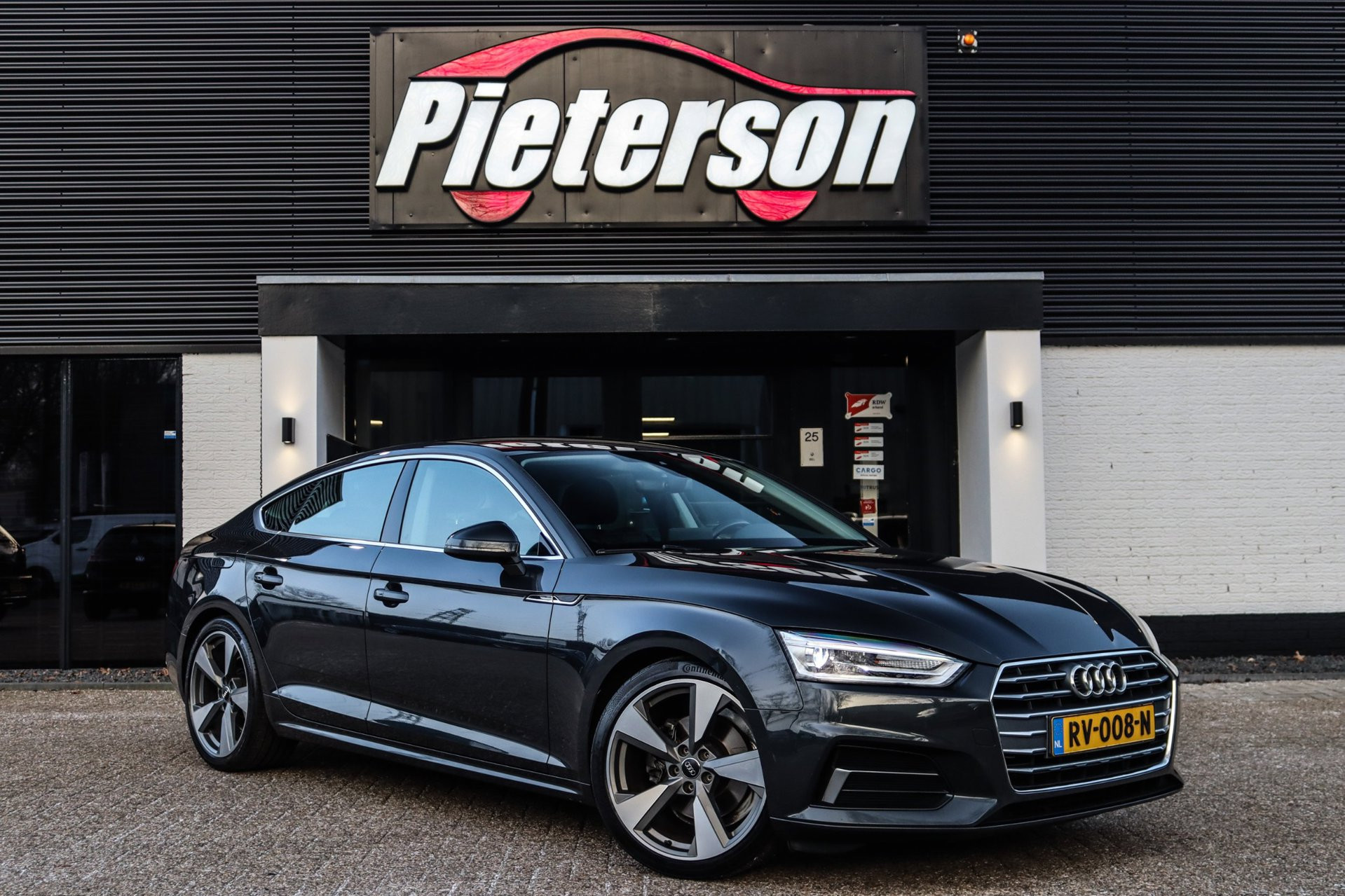 Audi A5 Sportback 1.4 TFSI Sport DEALER OH NAP NAVI CRUISE 2018 - voorkant