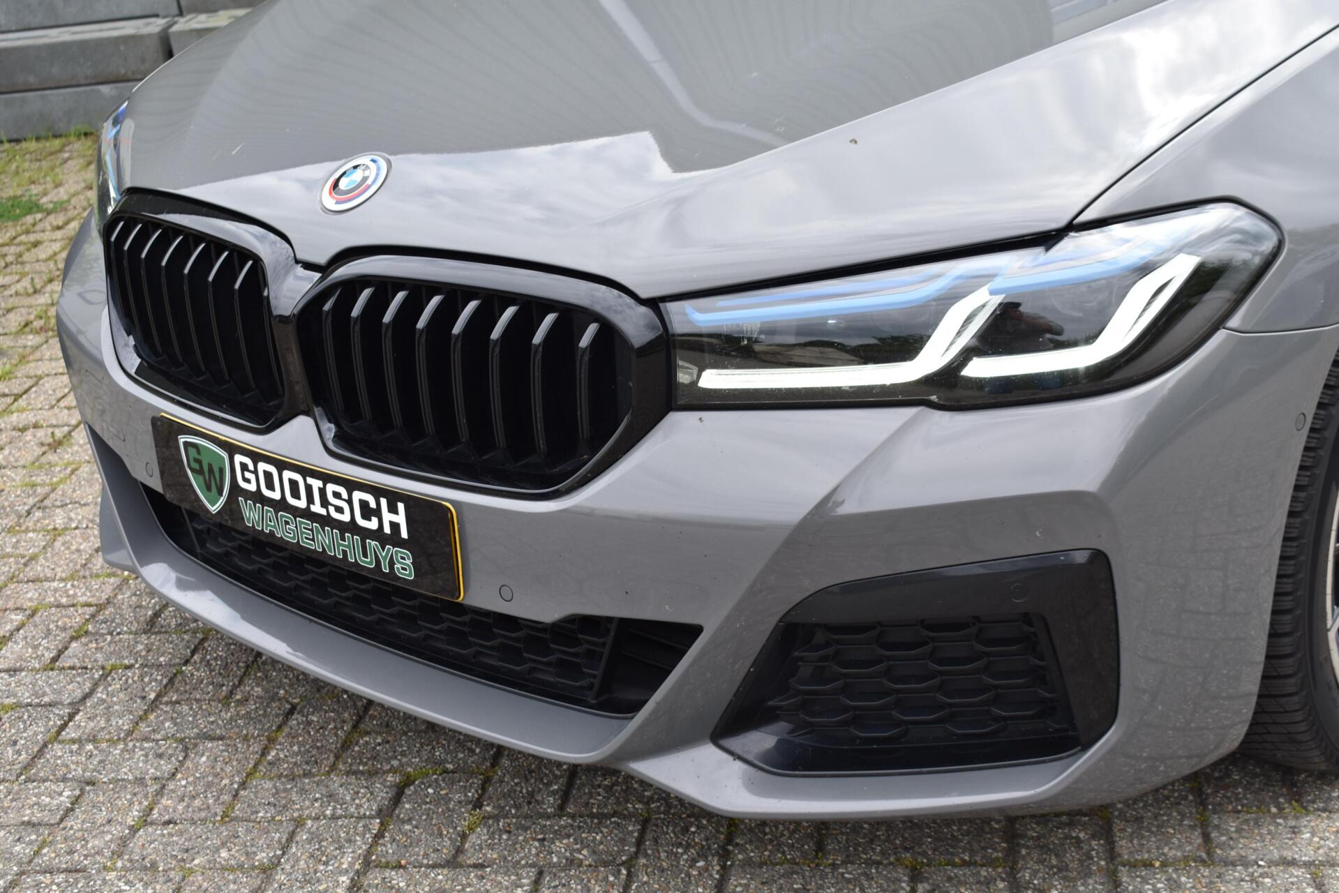 Foto van BMW 530e