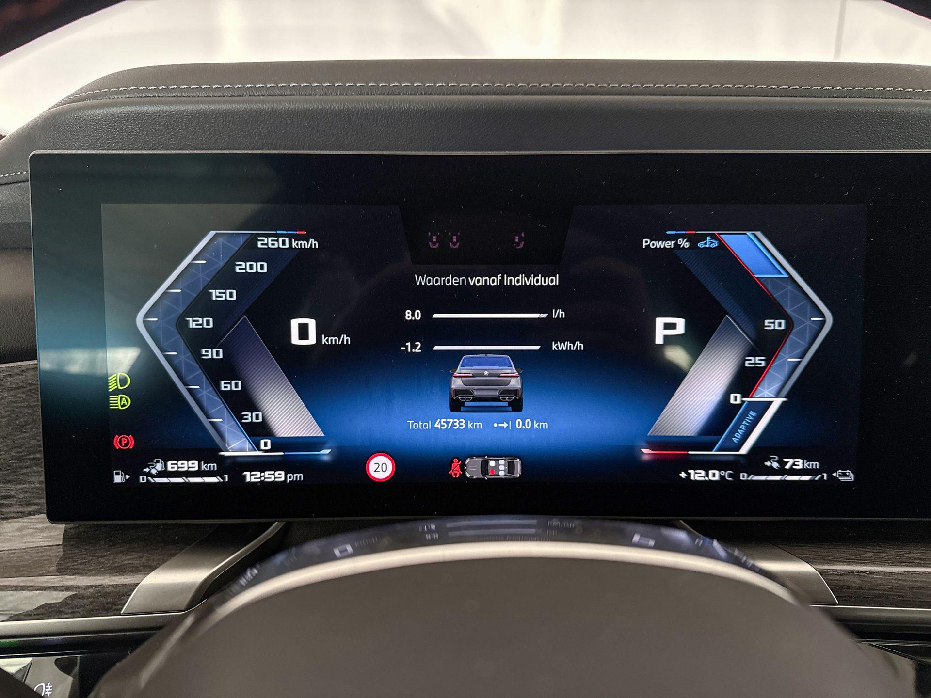 Foto van BMW M760e xDrive