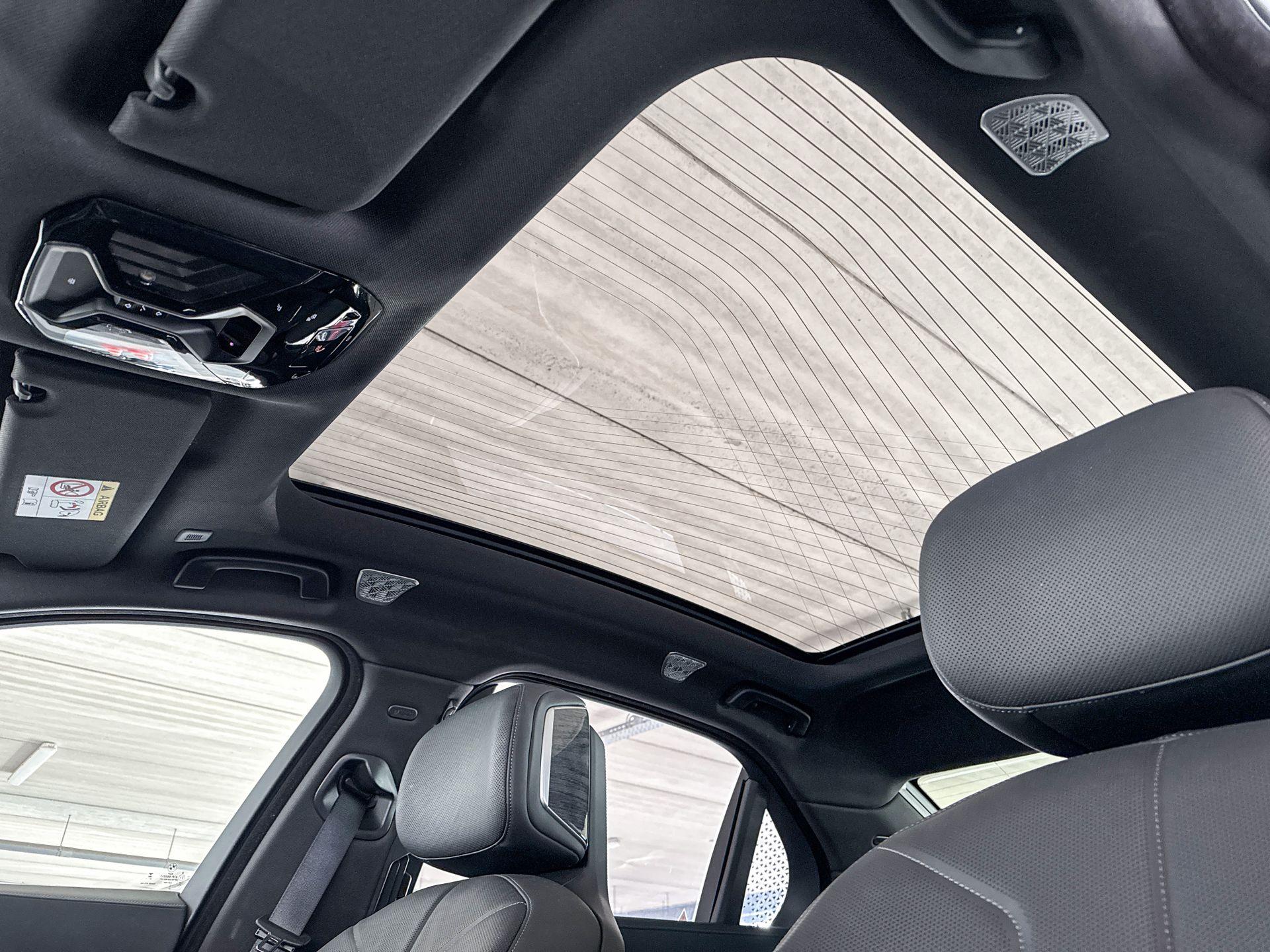 Foto van BMW M760e xDrive