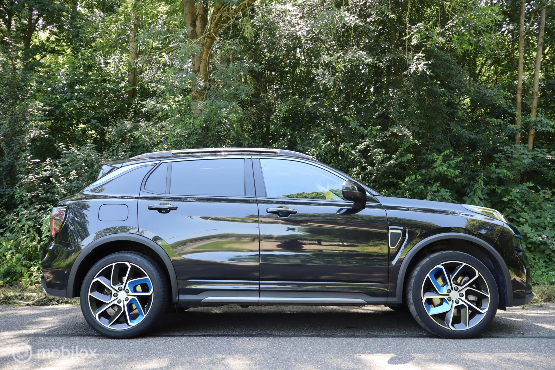 Foto van Lynk&co LYNK & Co 01