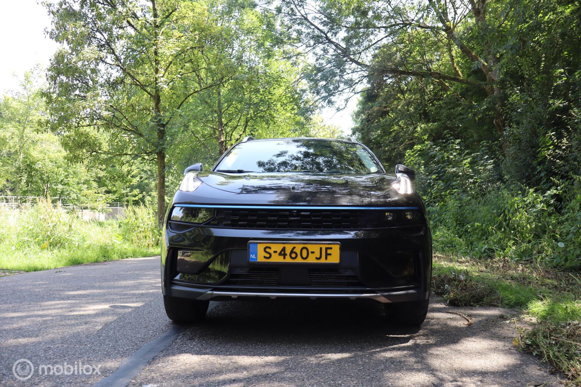 Foto van Lynk&co LYNK & Co 01