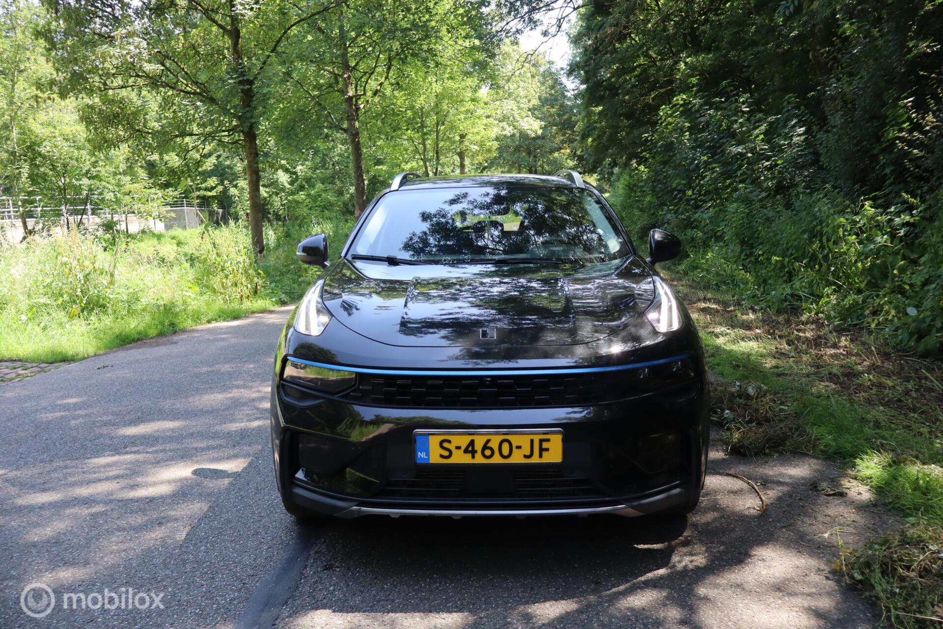 Foto van Lynk&co LYNK & Co 01