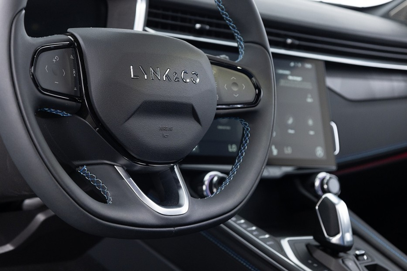 Foto van Lynk&co LYNK & Co 01