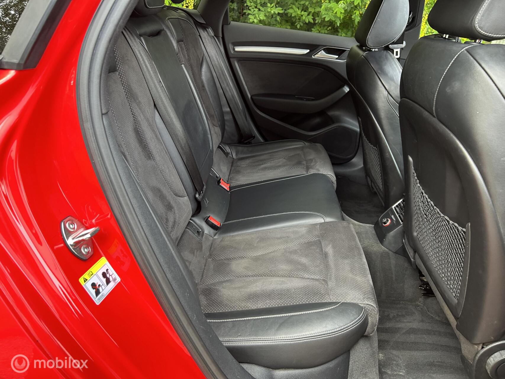 Foto van Audi A3 Sportback E-tron