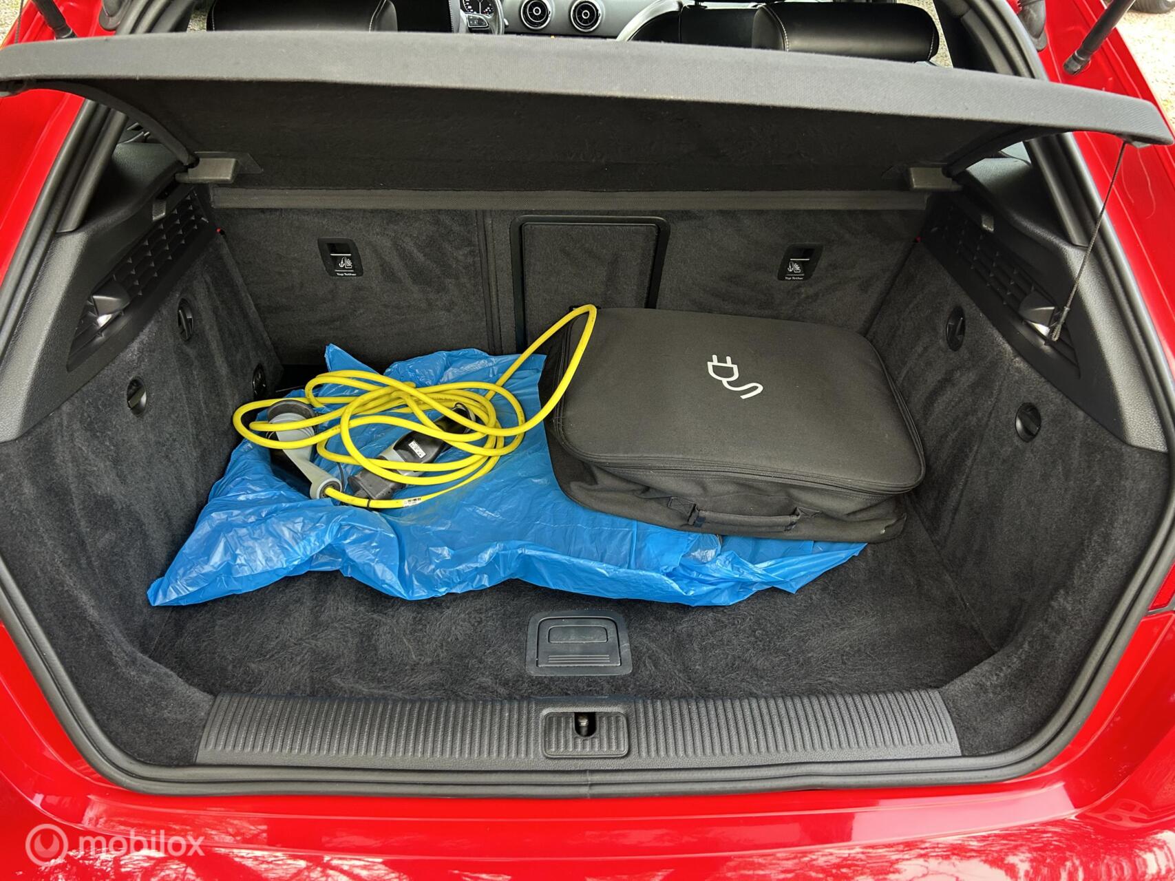 Foto van Audi A3 Sportback E-tron