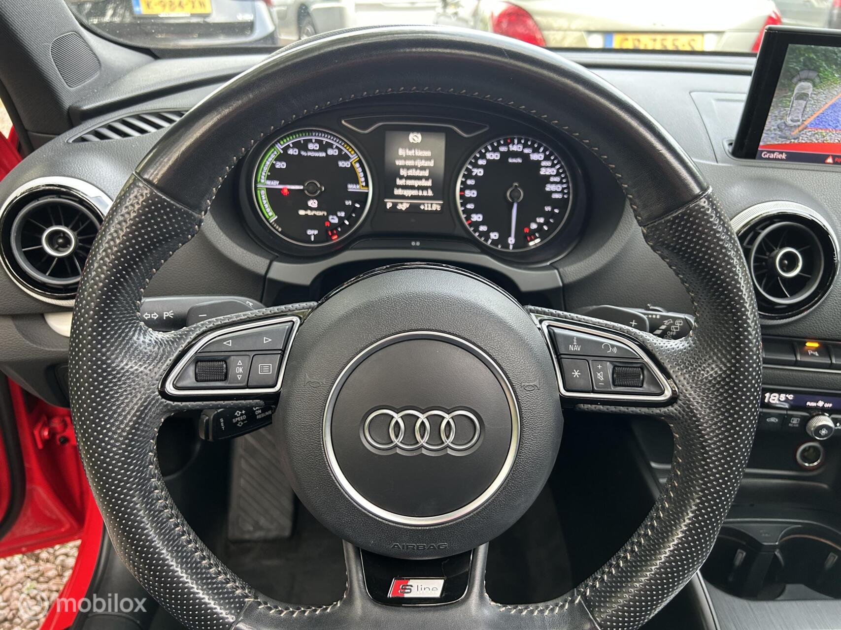 Foto van Audi A3 Sportback E-tron