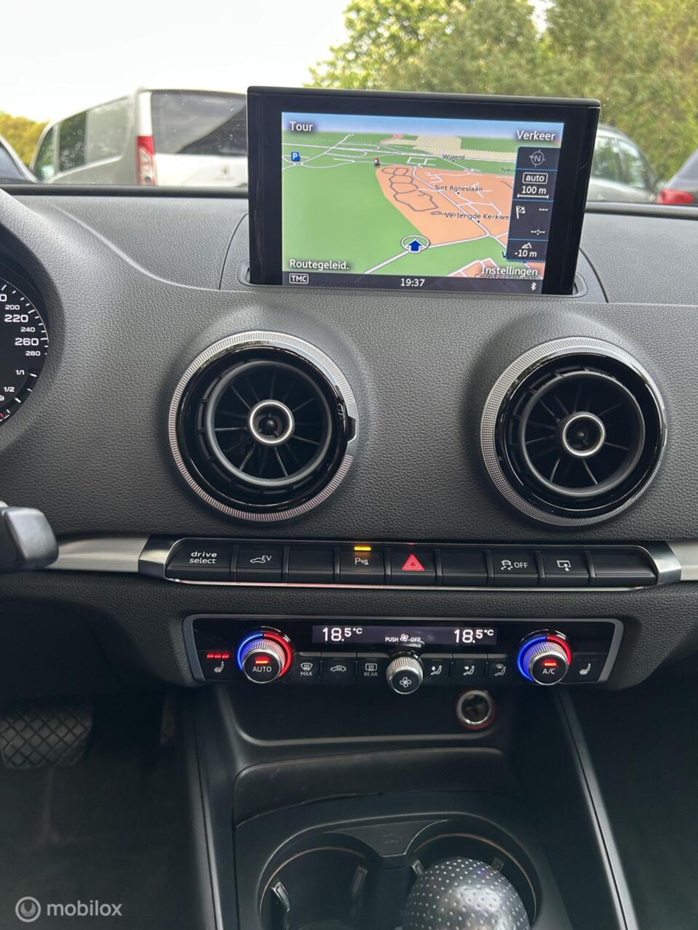Foto van Audi A3 Sportback E-tron