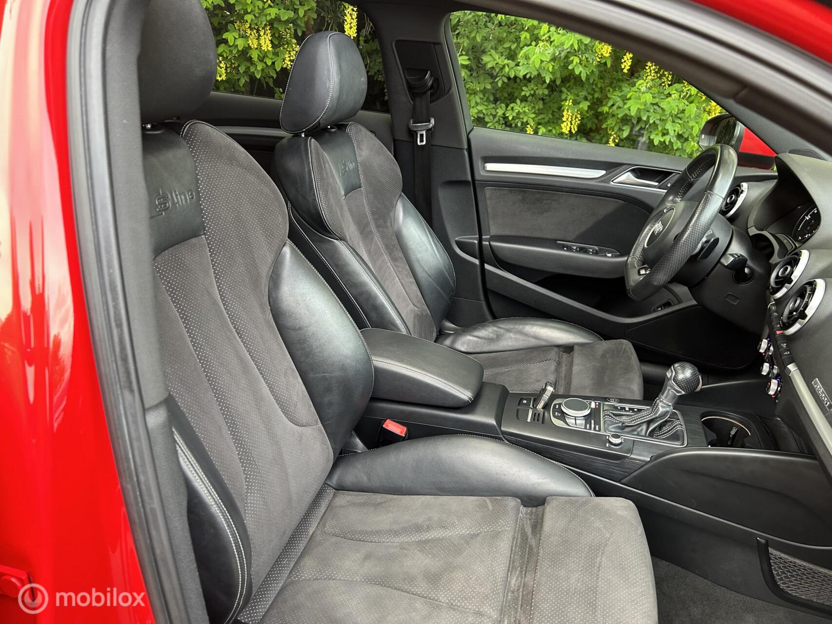 Foto van Audi A3 Sportback E-tron