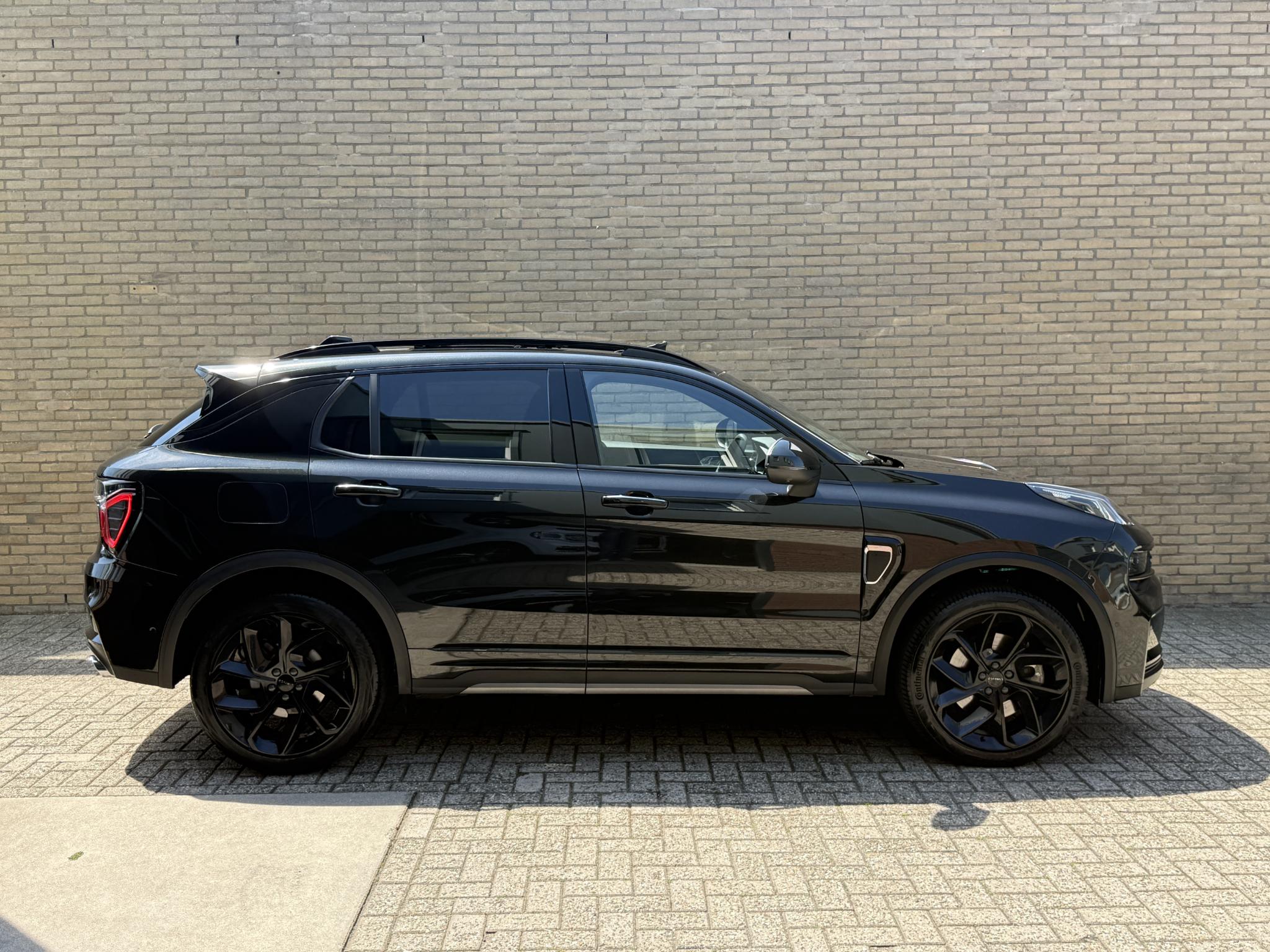 Foto van Lynk&co LYNK & Co 01