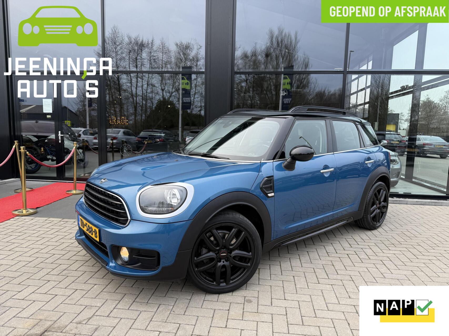 Foto van MINI COUNTRYMAN COOPER