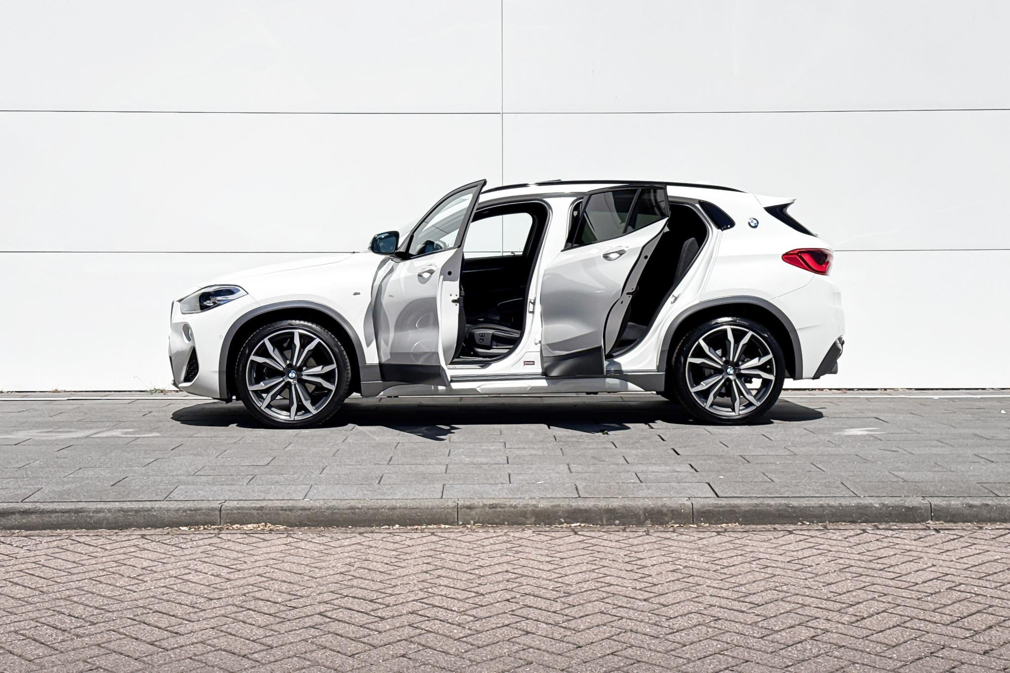 Foto van BMW X2 Sdrive18i