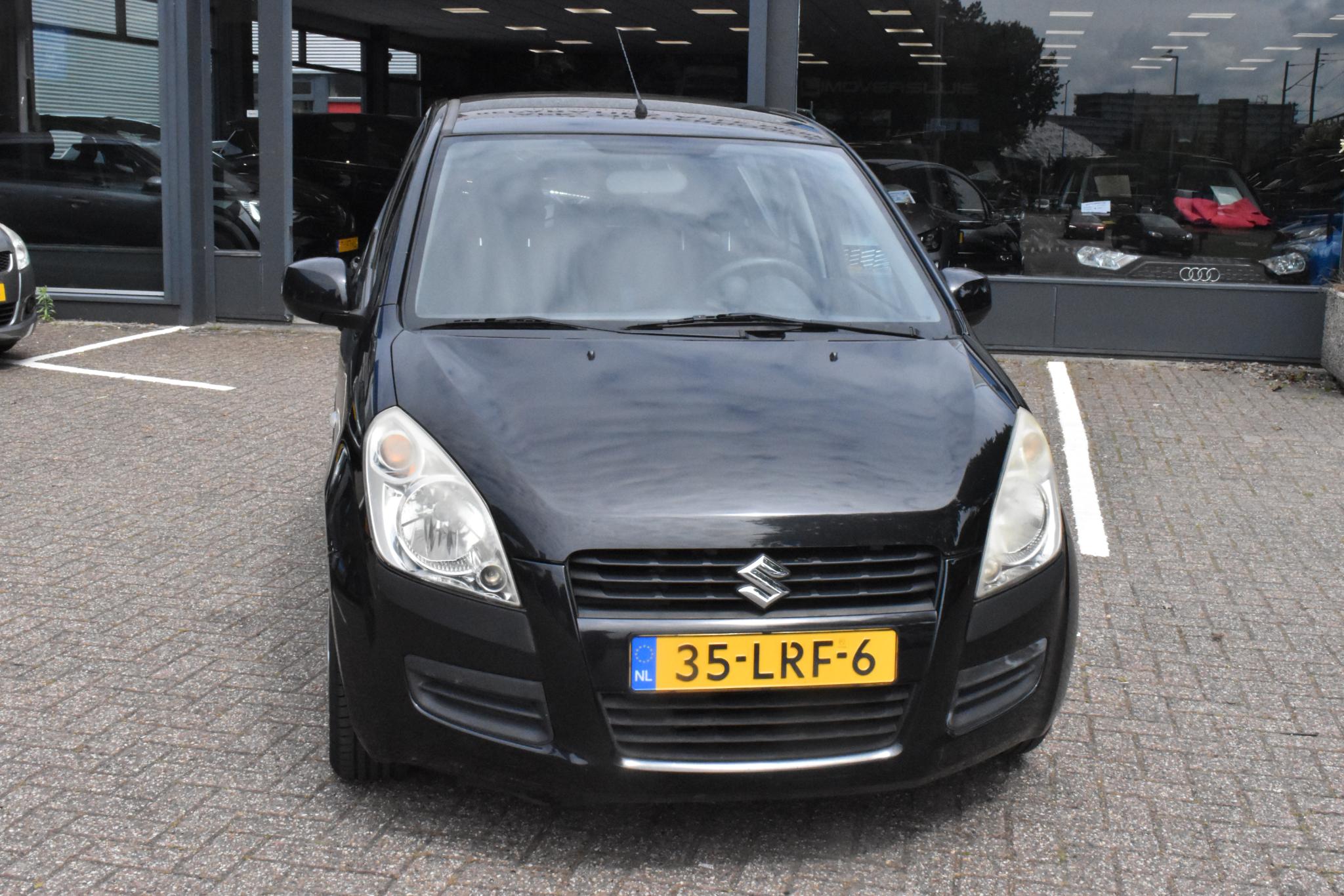 Foto van Suzuki Splash