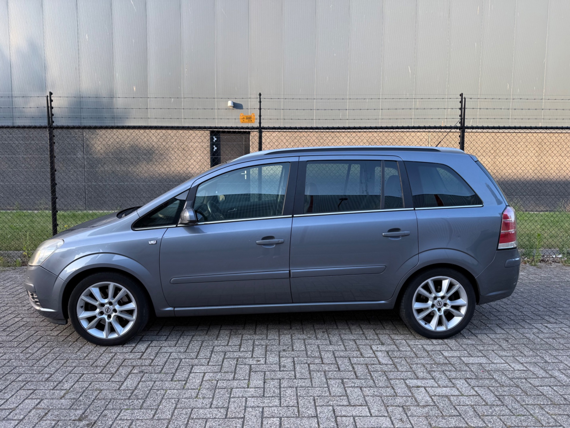 Foto van Opel Zafira