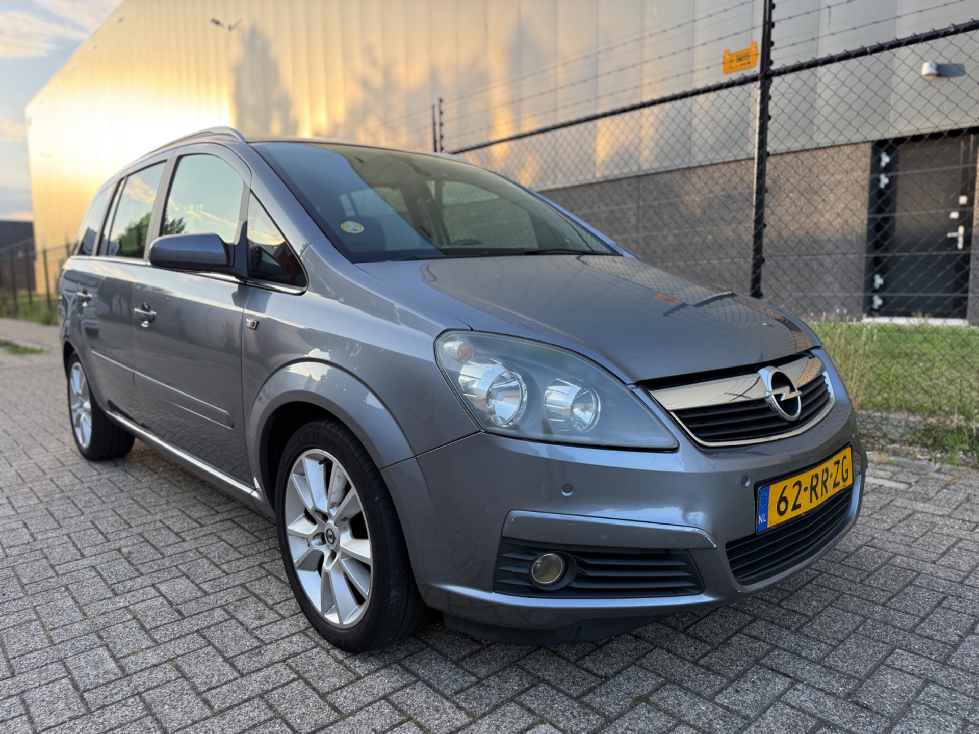 Foto van Opel Zafira