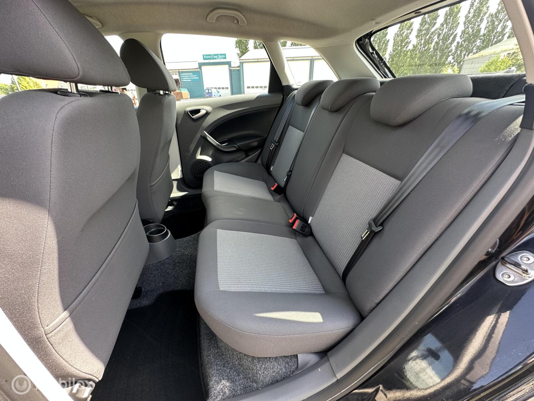 Foto van Seat Ibiza ST