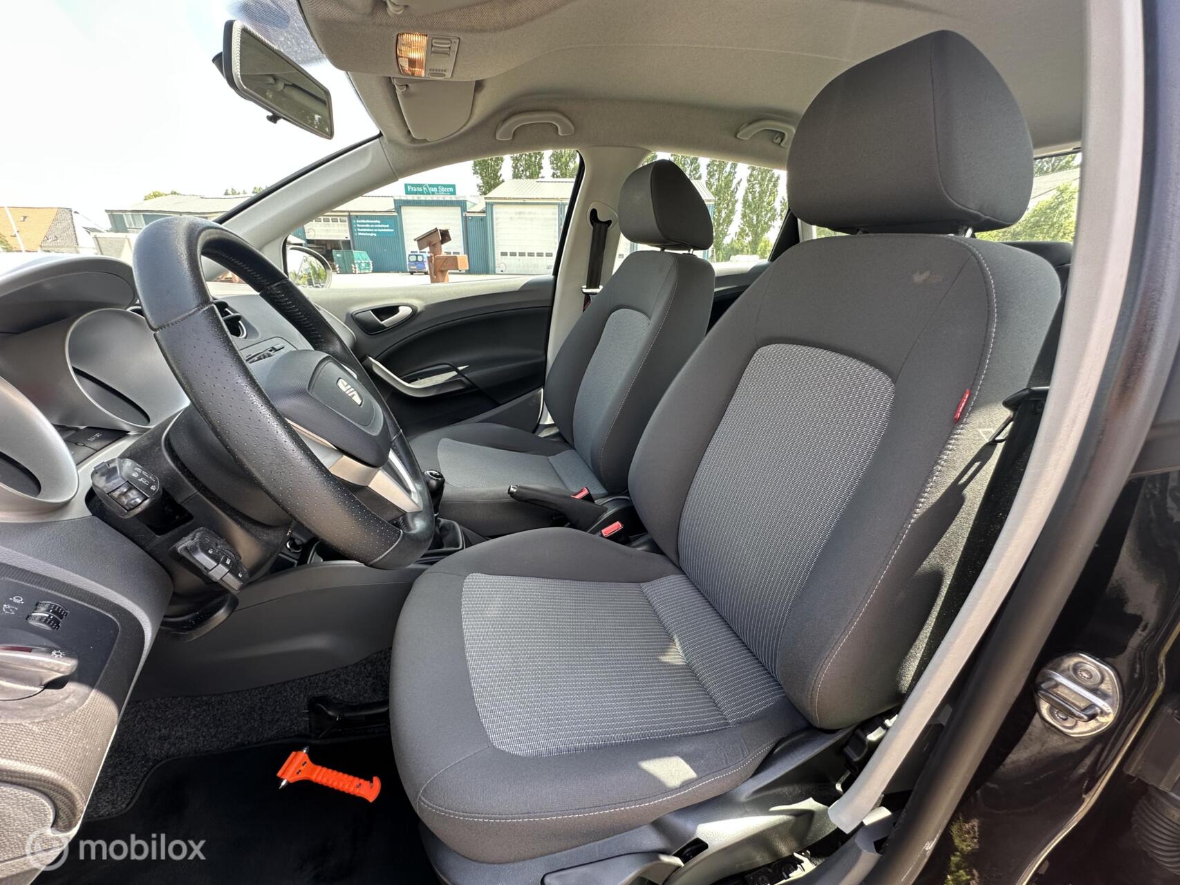 Foto van Seat Ibiza ST
