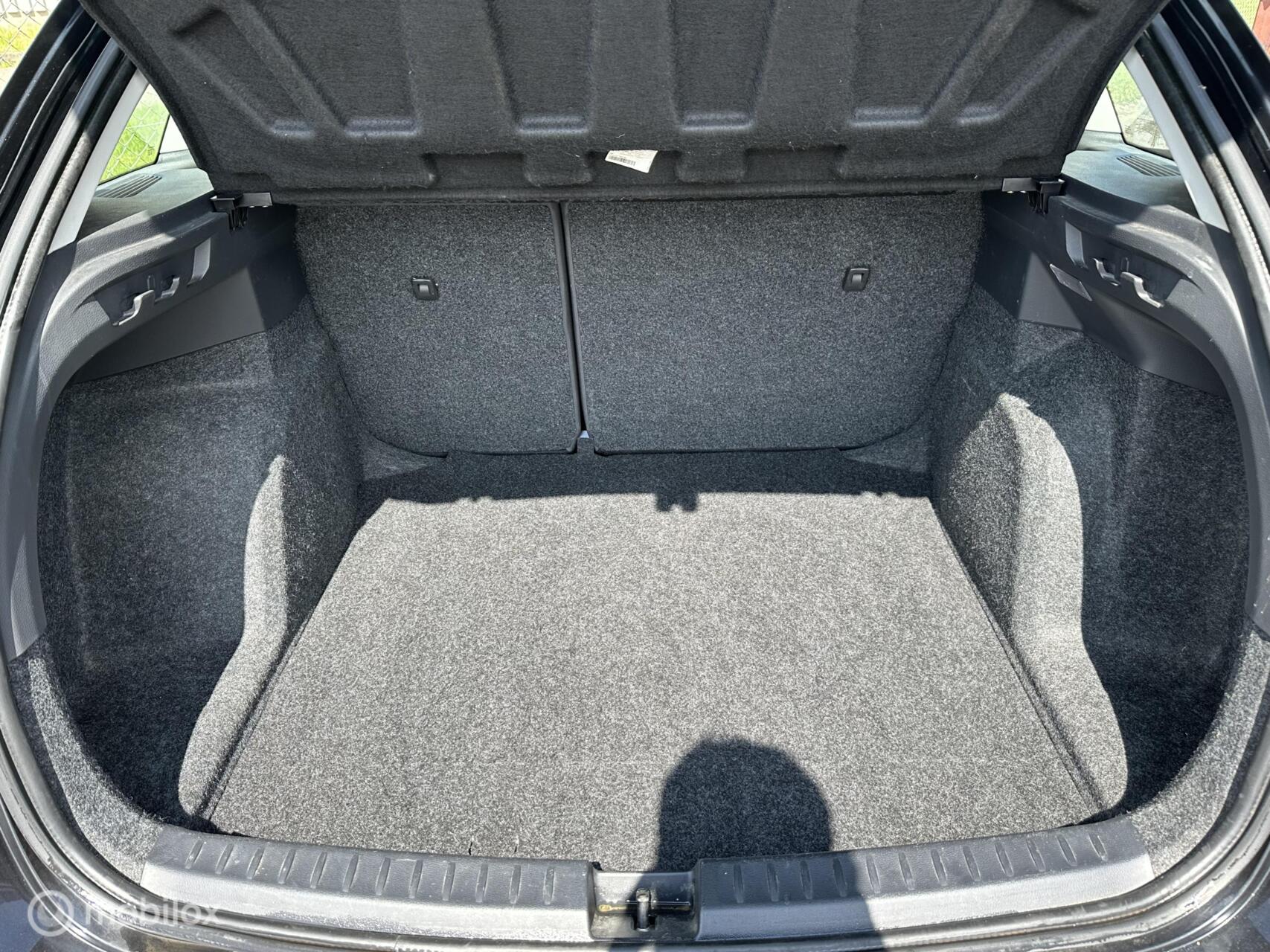 Foto van Seat Ibiza ST