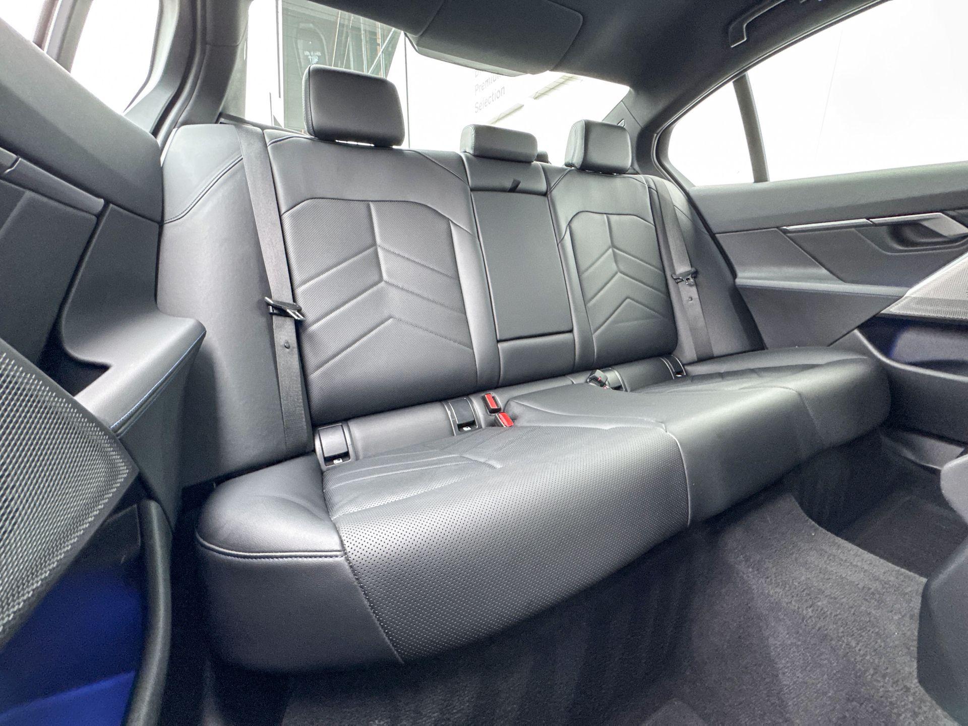 Foto van BMW I5 Edrive40