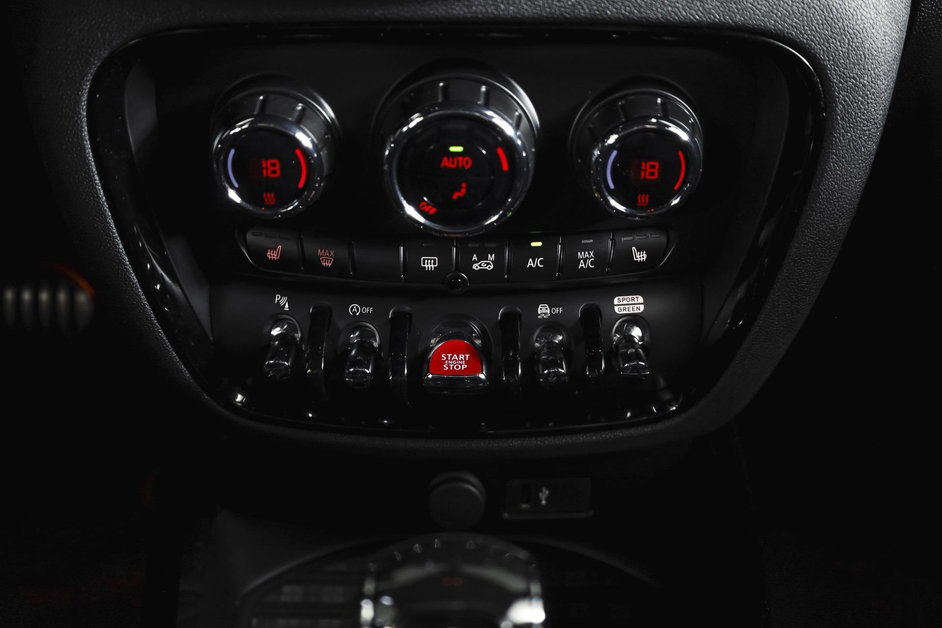 Foto van Mini Clubman John Cooper Works All4
