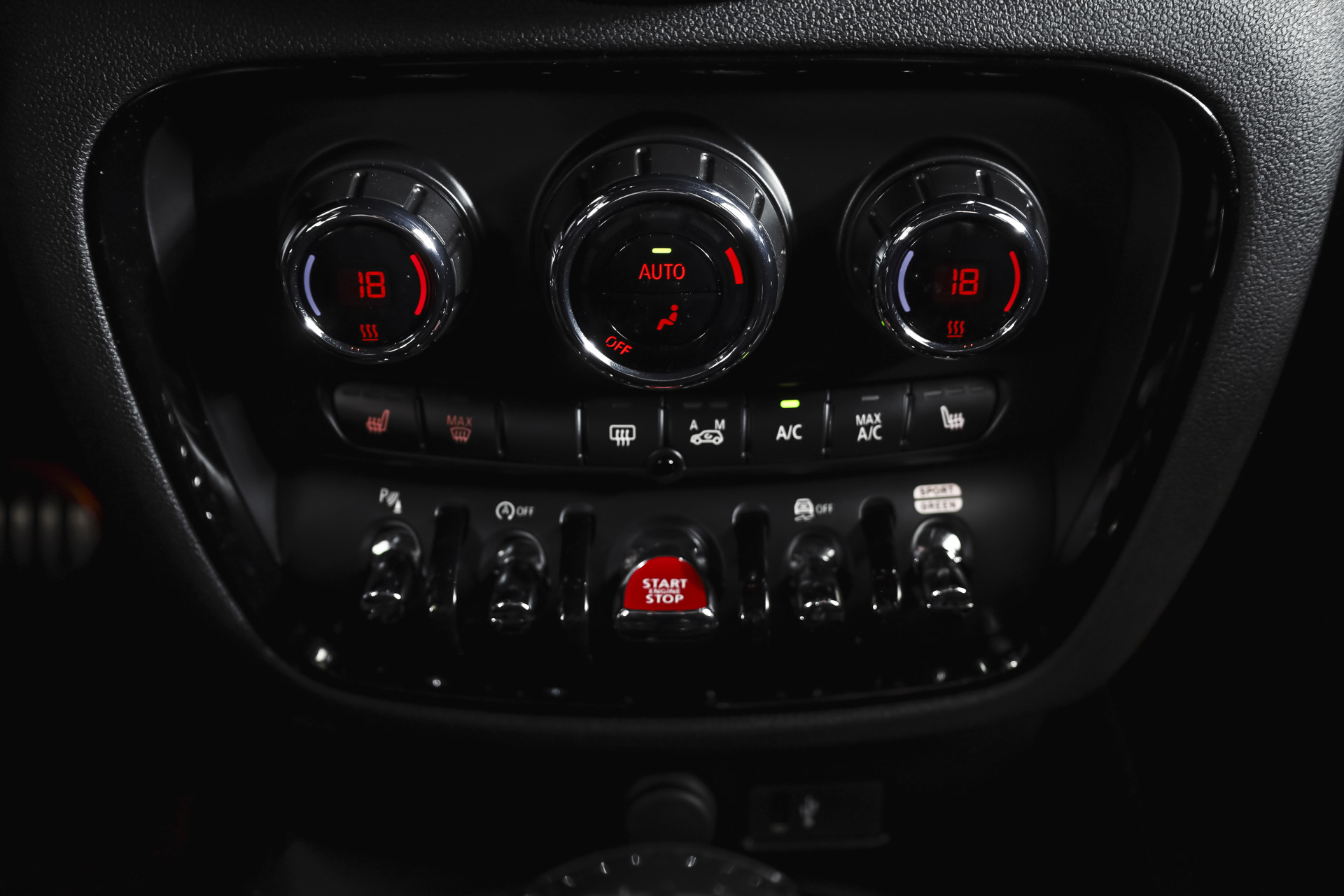 Foto van Mini Clubman John Cooper Works All4