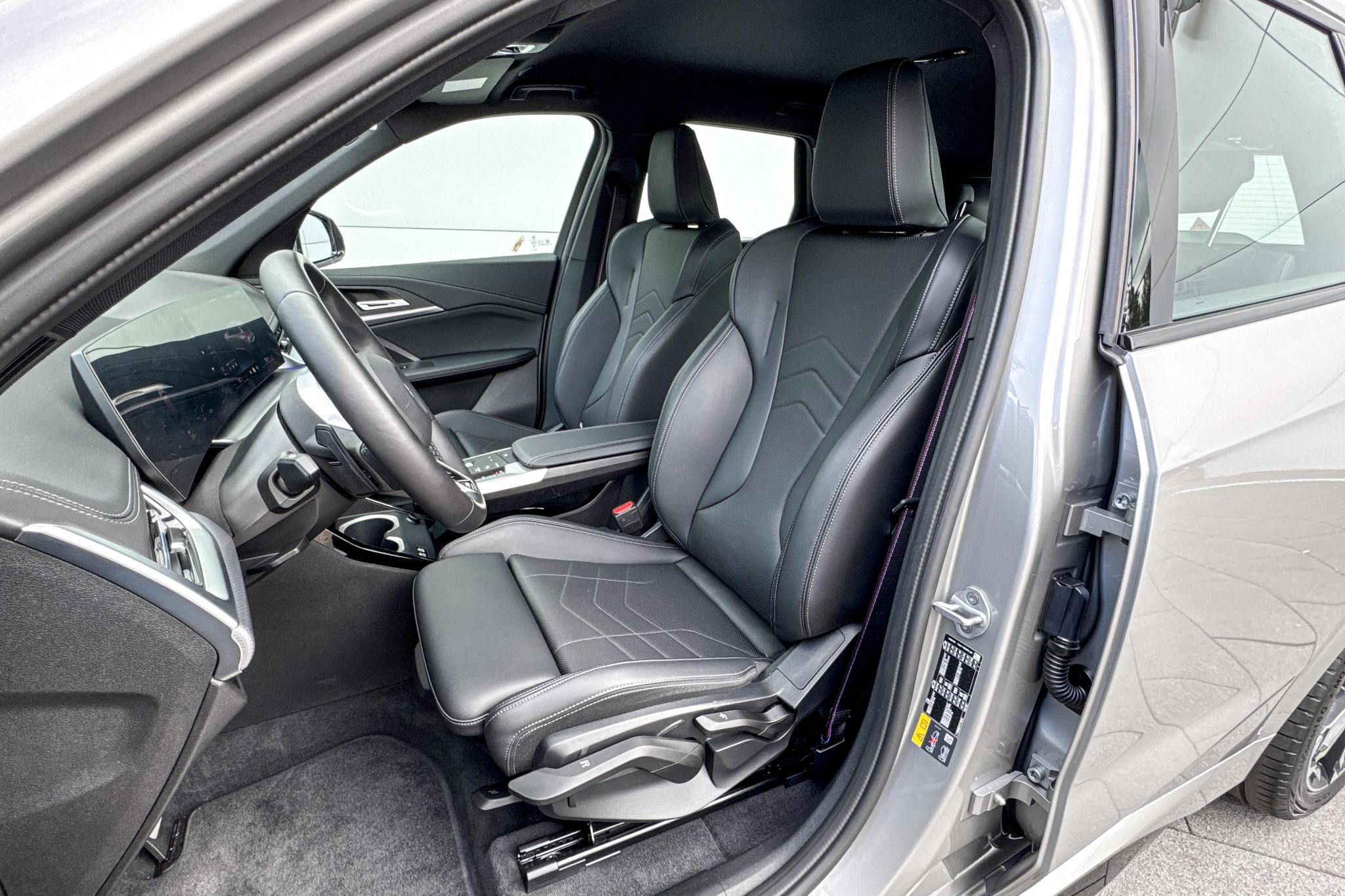 Foto van BMW Ix1 Edrive20