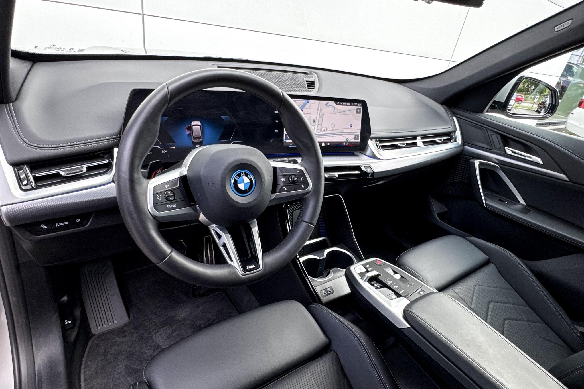 Foto van BMW Ix1 Edrive20