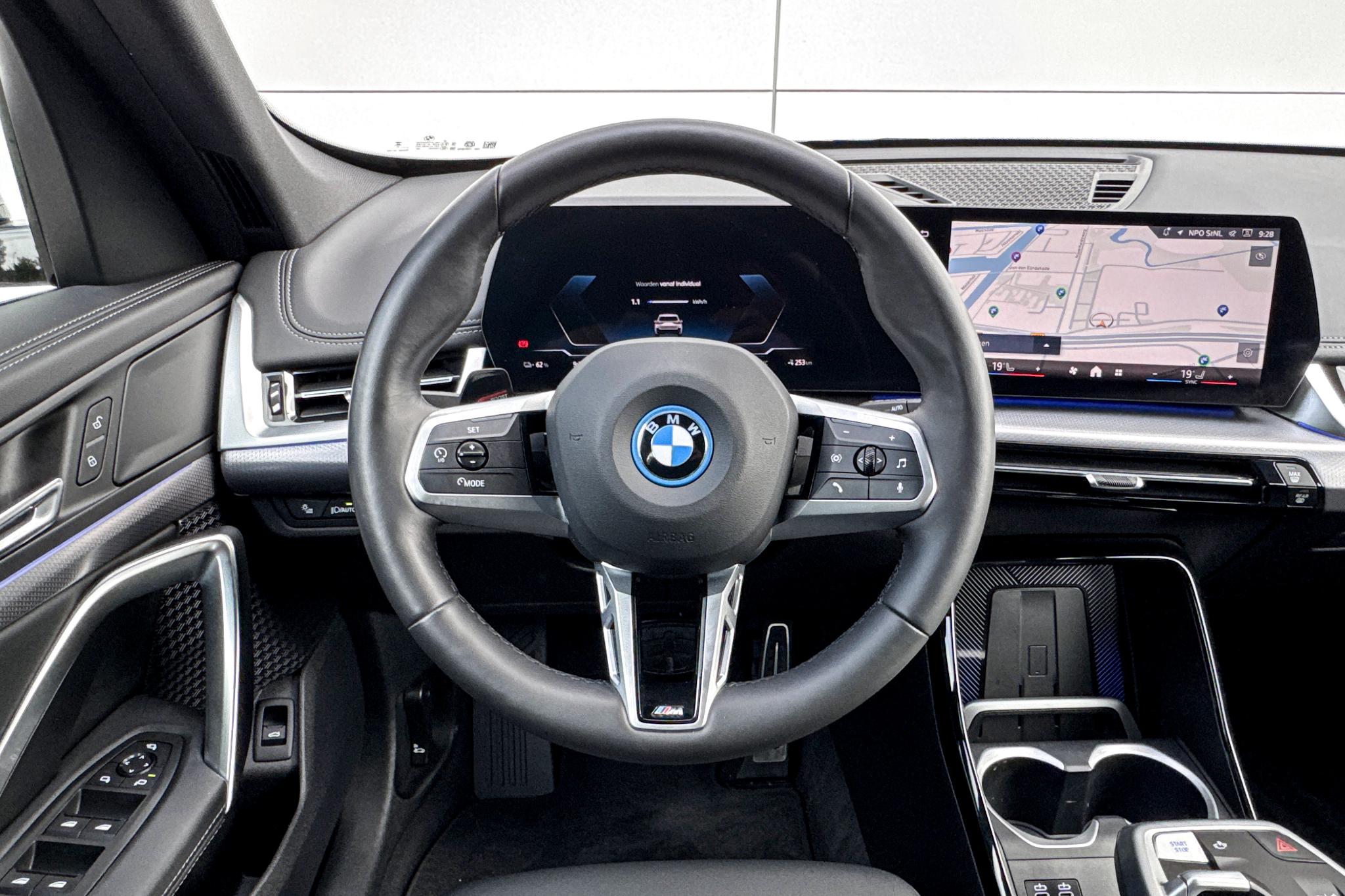 Foto van BMW Ix1 Edrive20