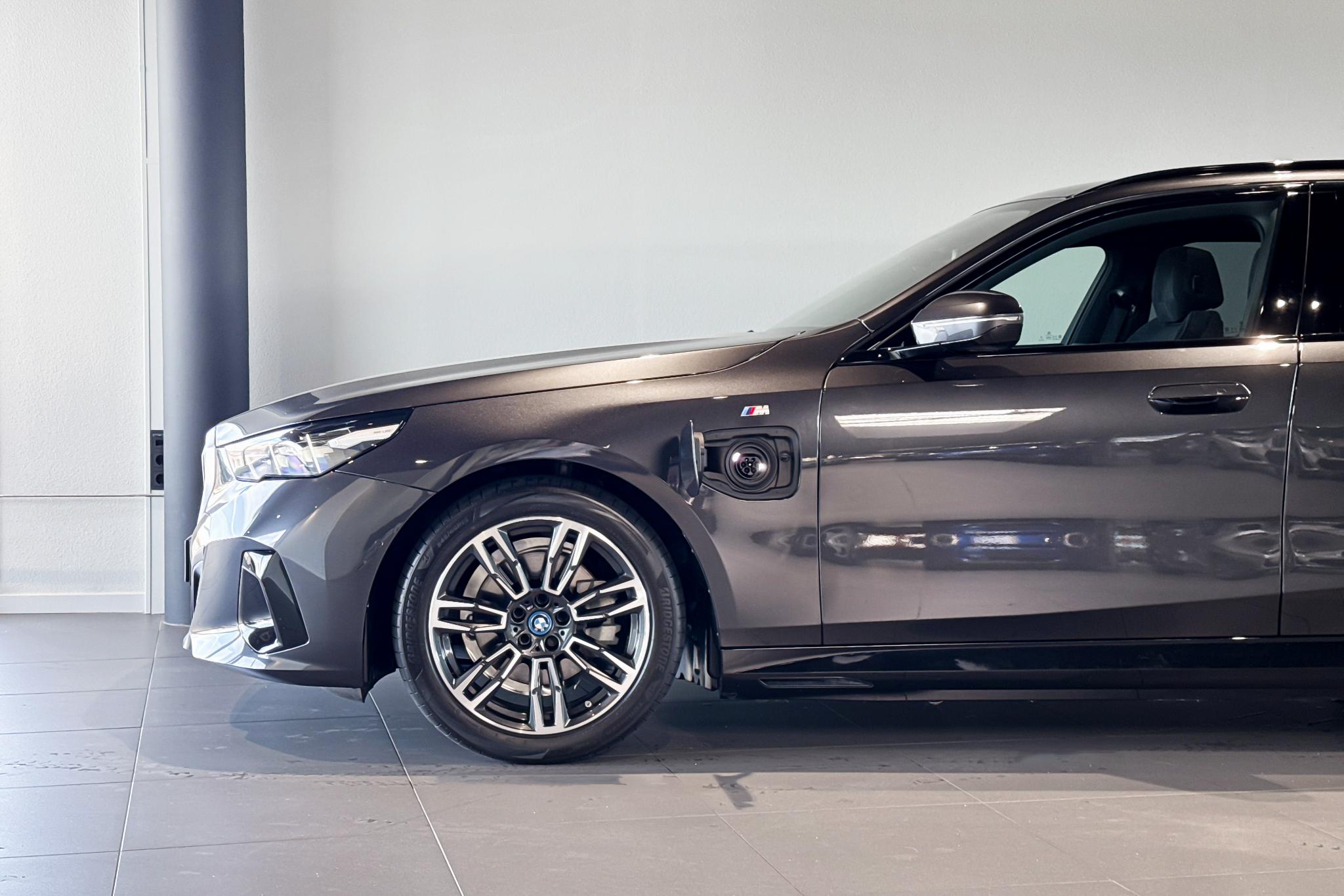 Foto van BMW 530e