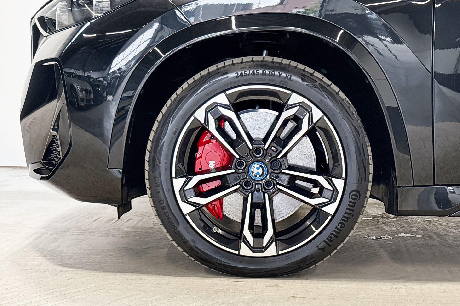 Foto van BMW Ix1 Edrive20