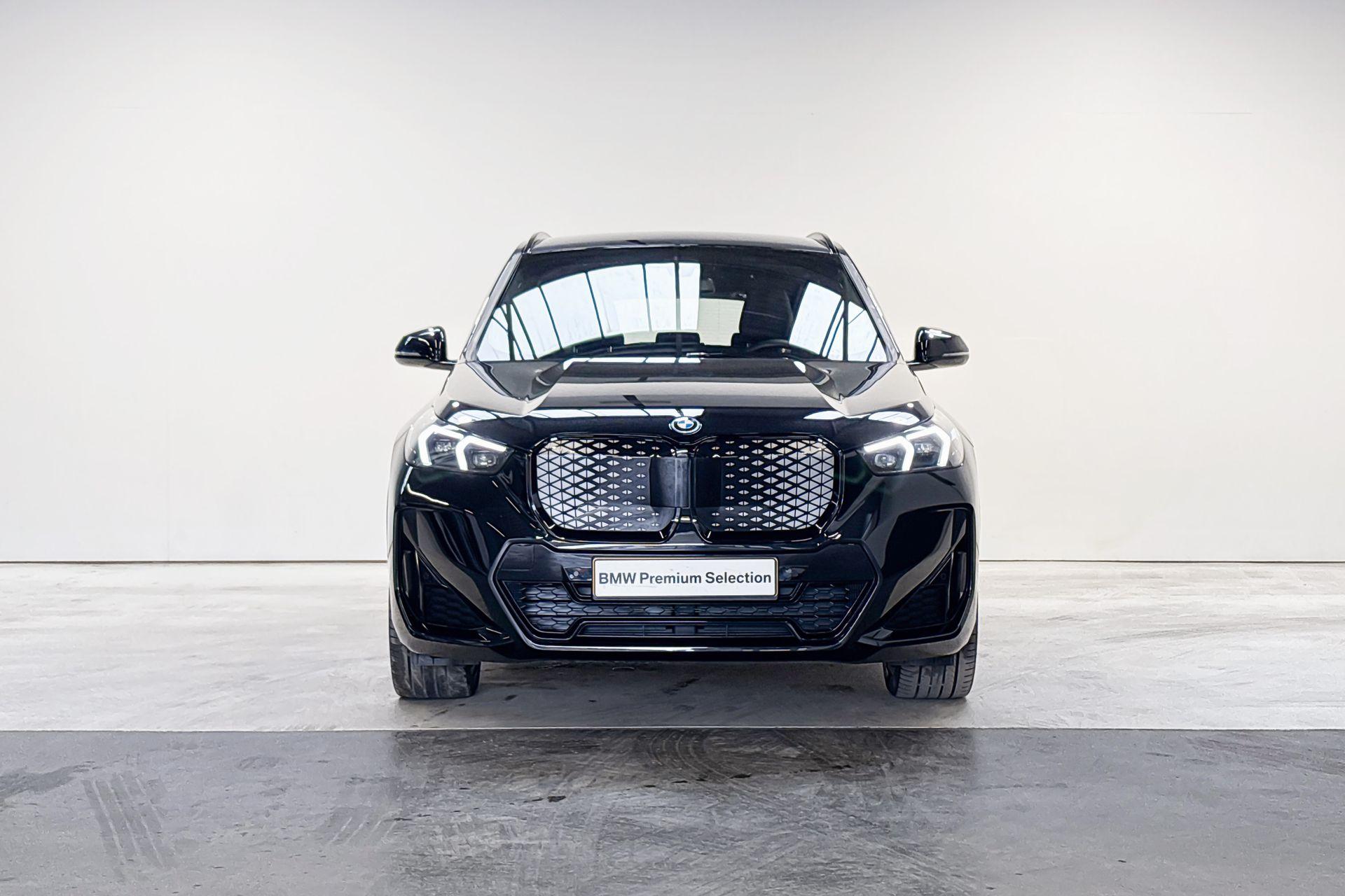 Foto van BMW Ix1 Edrive20
