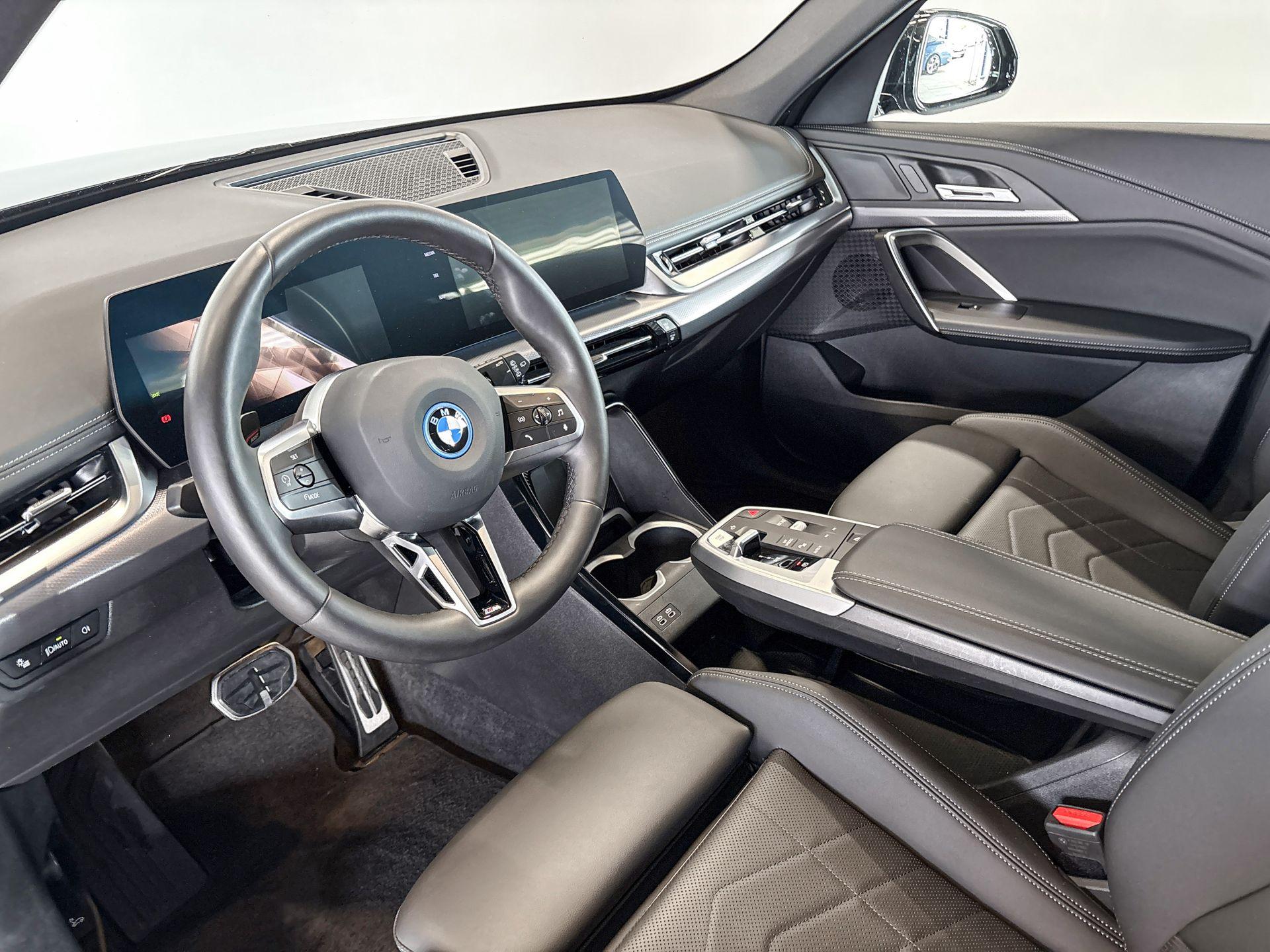 Foto van BMW Ix1 Edrive20