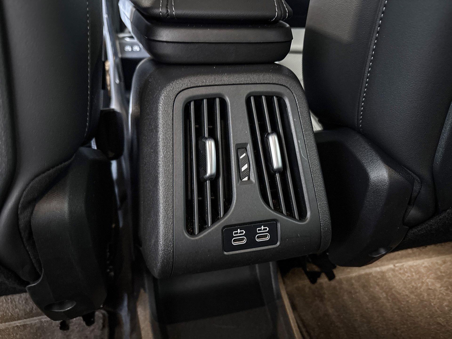 Foto van BMW Ix1 Edrive20