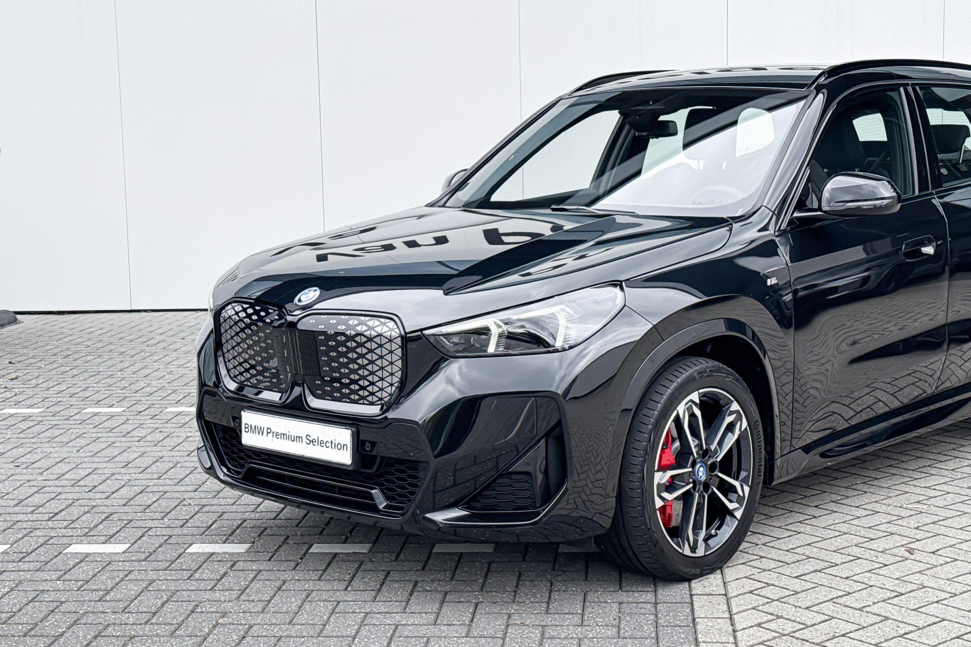 Foto van BMW Ix1 Edrive20