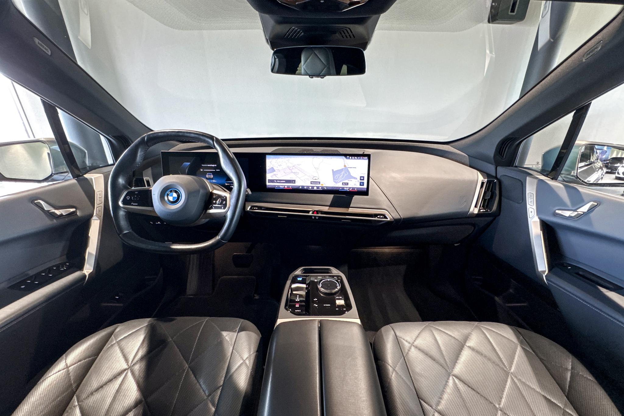 Foto van BMW Ix Xdrive50