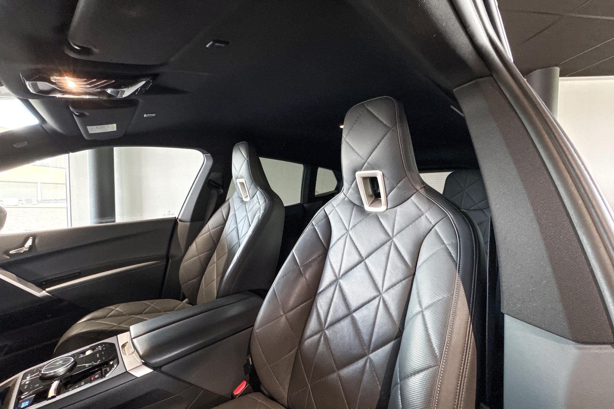 Foto van BMW Ix Xdrive50