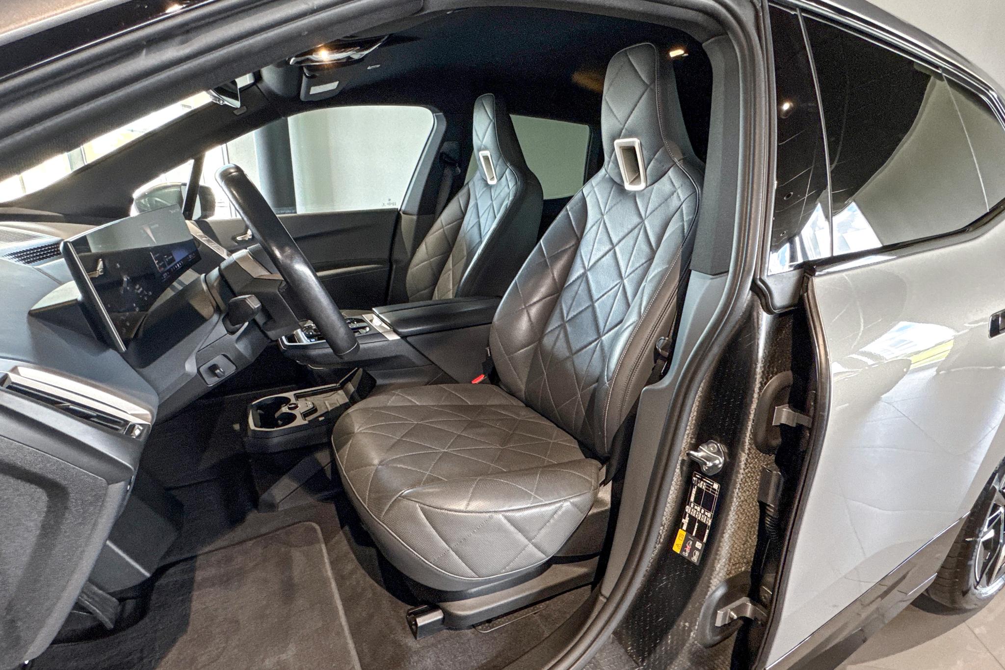 Foto van BMW Ix Xdrive50